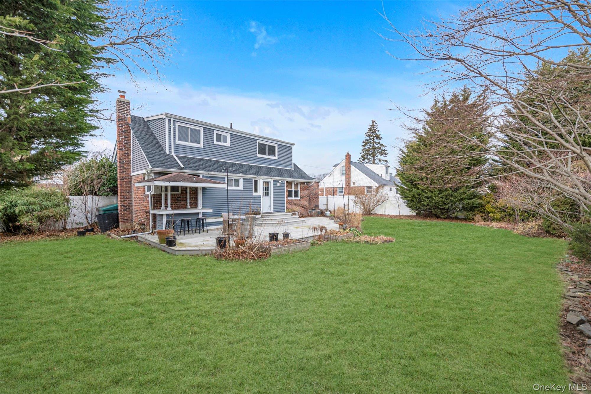 #17 photo, 111 Elberta Drive, Саффолк ‖ East Northport , NY 11731