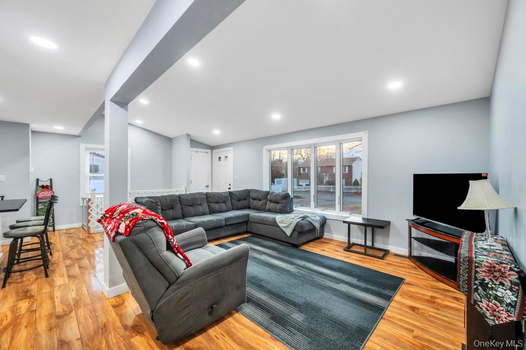 #16 photo, 85 Craft Road, Саффолк ‖ Centereach , NY 11720