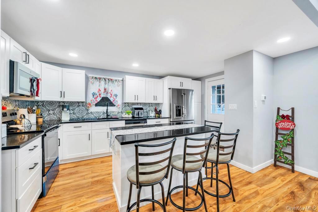 #17 photo, 85 Craft Road, Саффолк ‖ Centereach , NY 11720