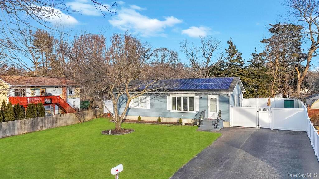 #3 photo, 85 Craft Road, Саффолк ‖ Centereach , NY 11720