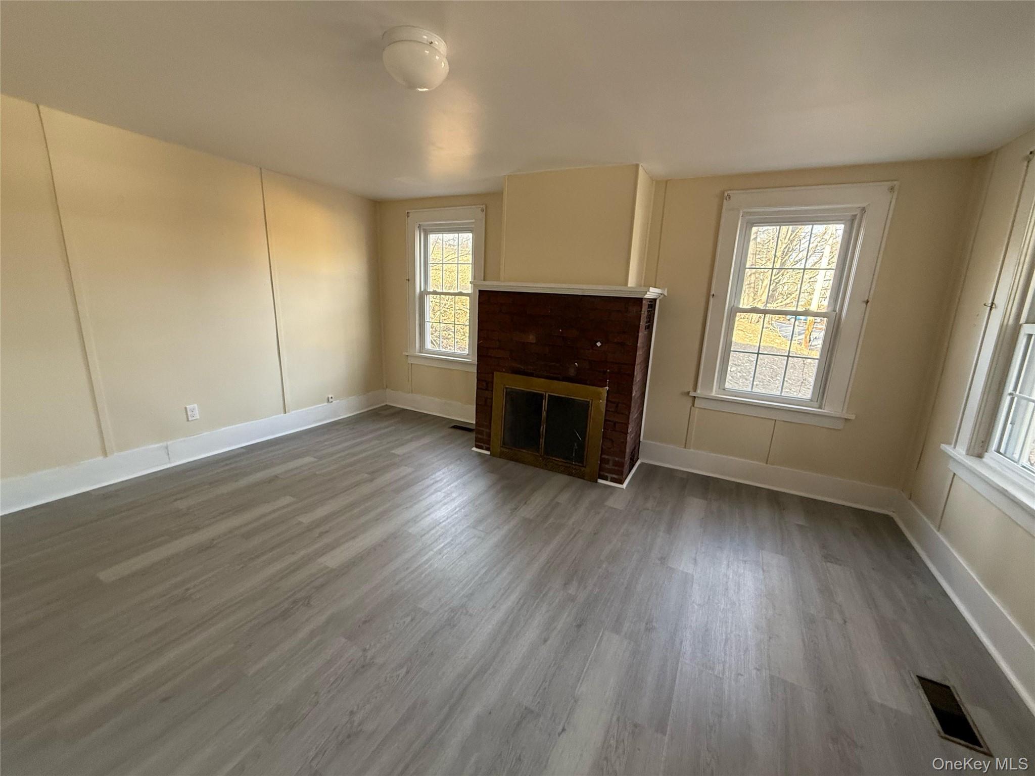 #8 photo, 647 County Route 78, Middletown , NY 10940