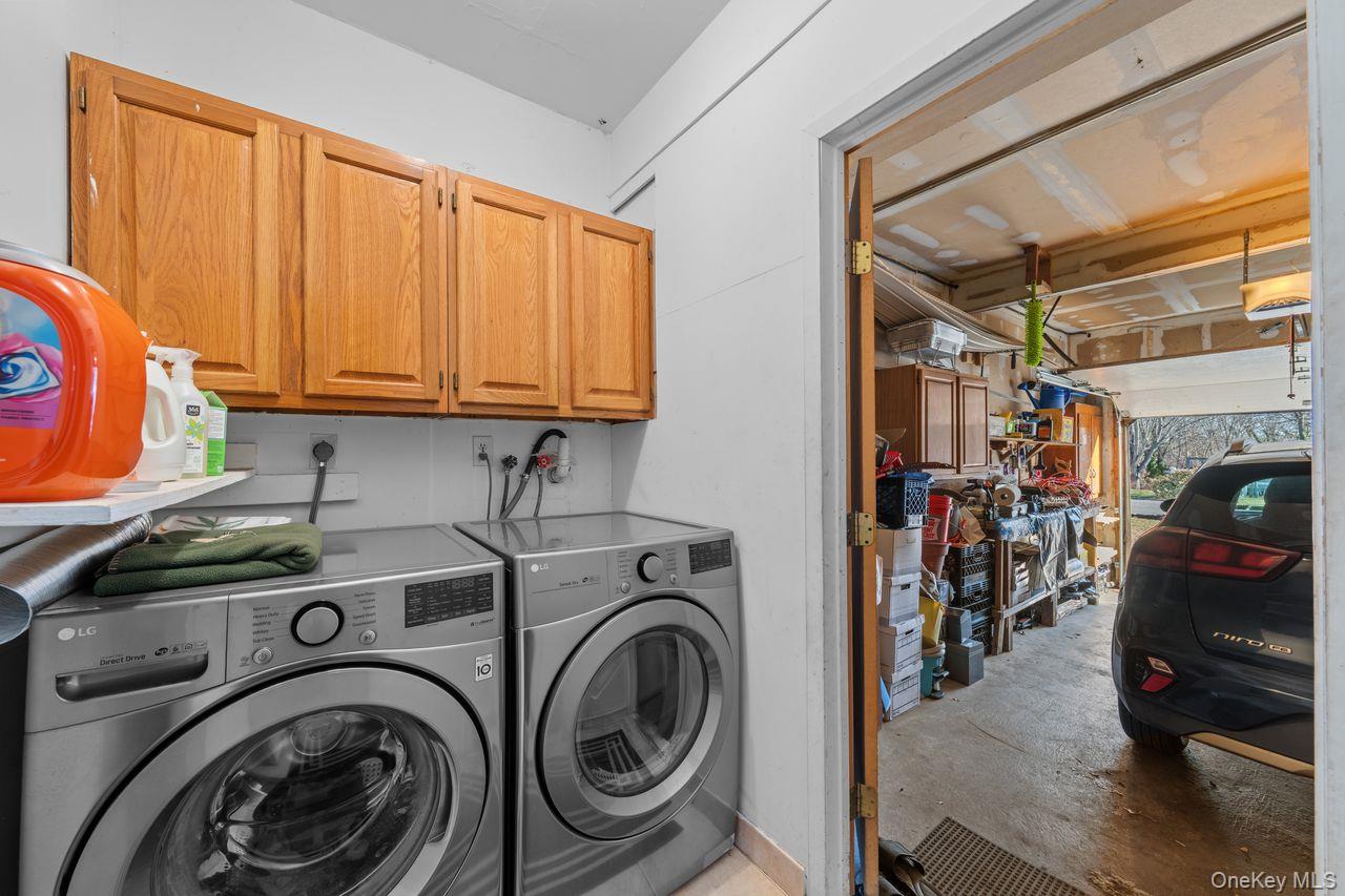 #18 photo, 1 Lange Court, سوفولك Melville , NY 11747