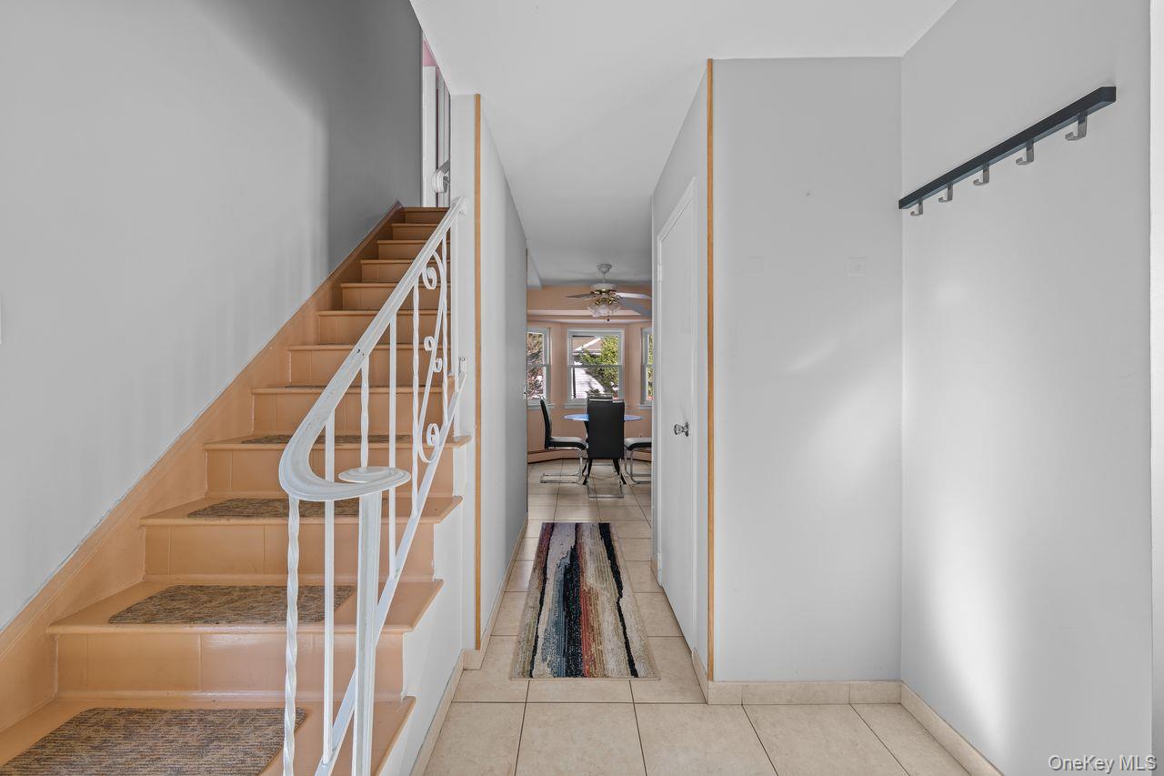 #3 photo, 1 Lange Court, سوفولك Melville , NY 11747