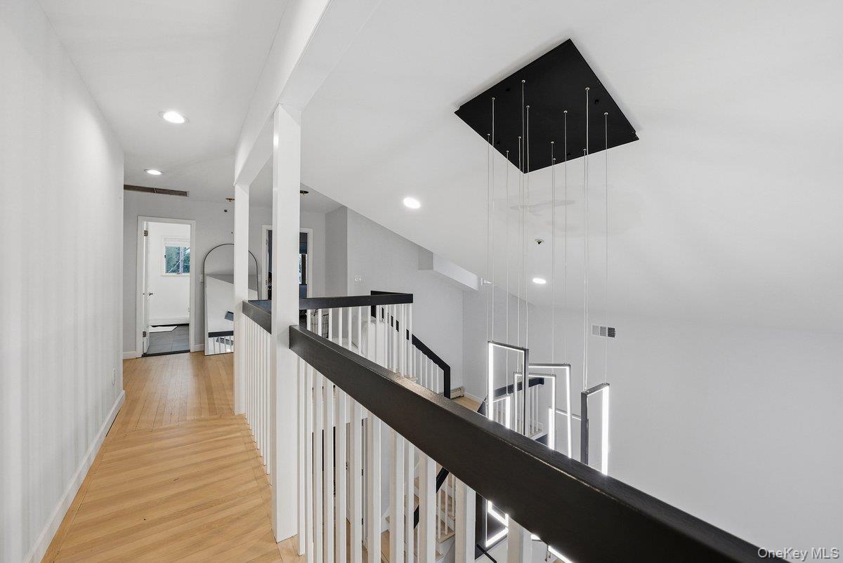 #17 photo, 41 Tyndale Place, Yonkers , NY 10701