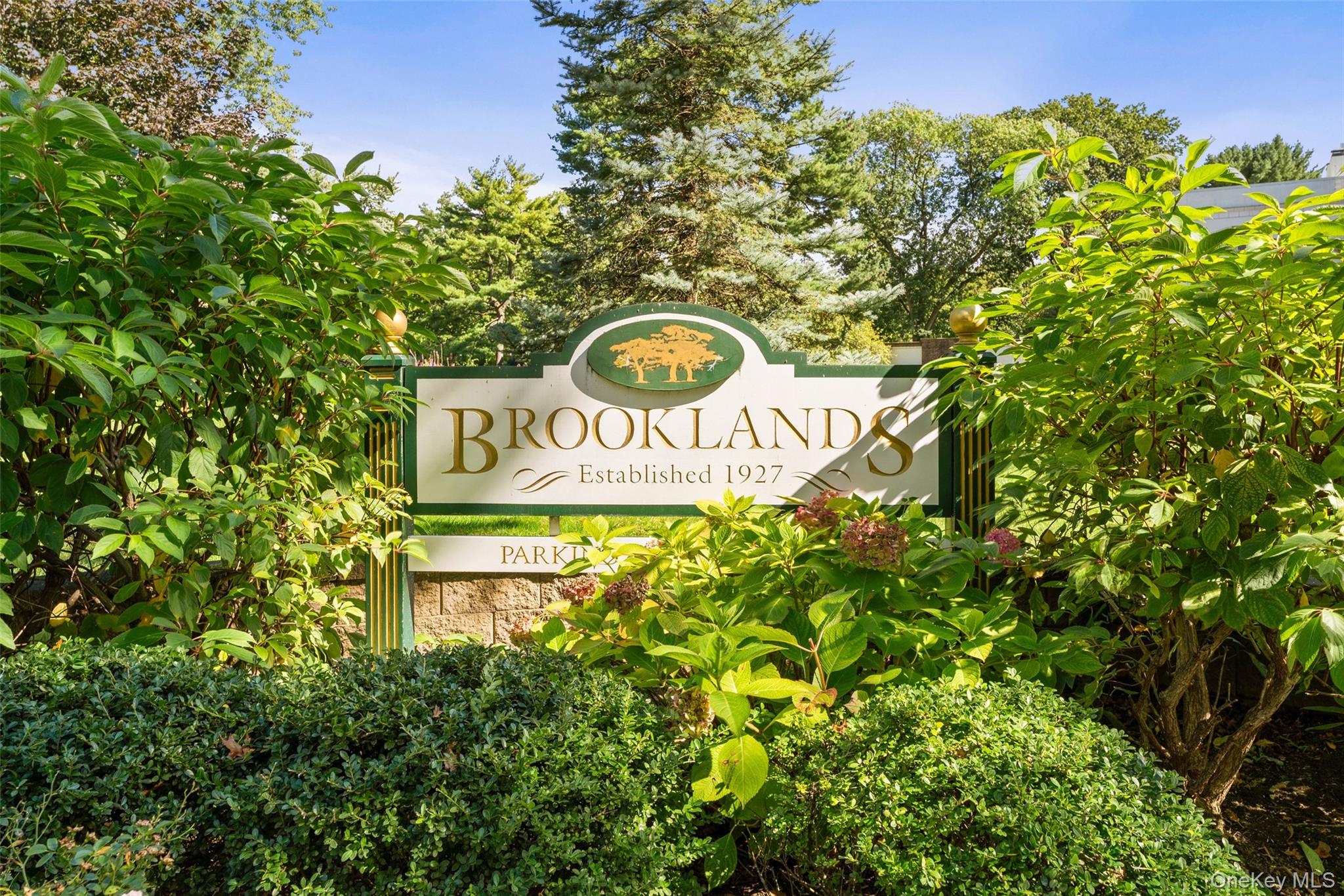 #1 photo, 11 Brooklands, Bronxville , NY 10708