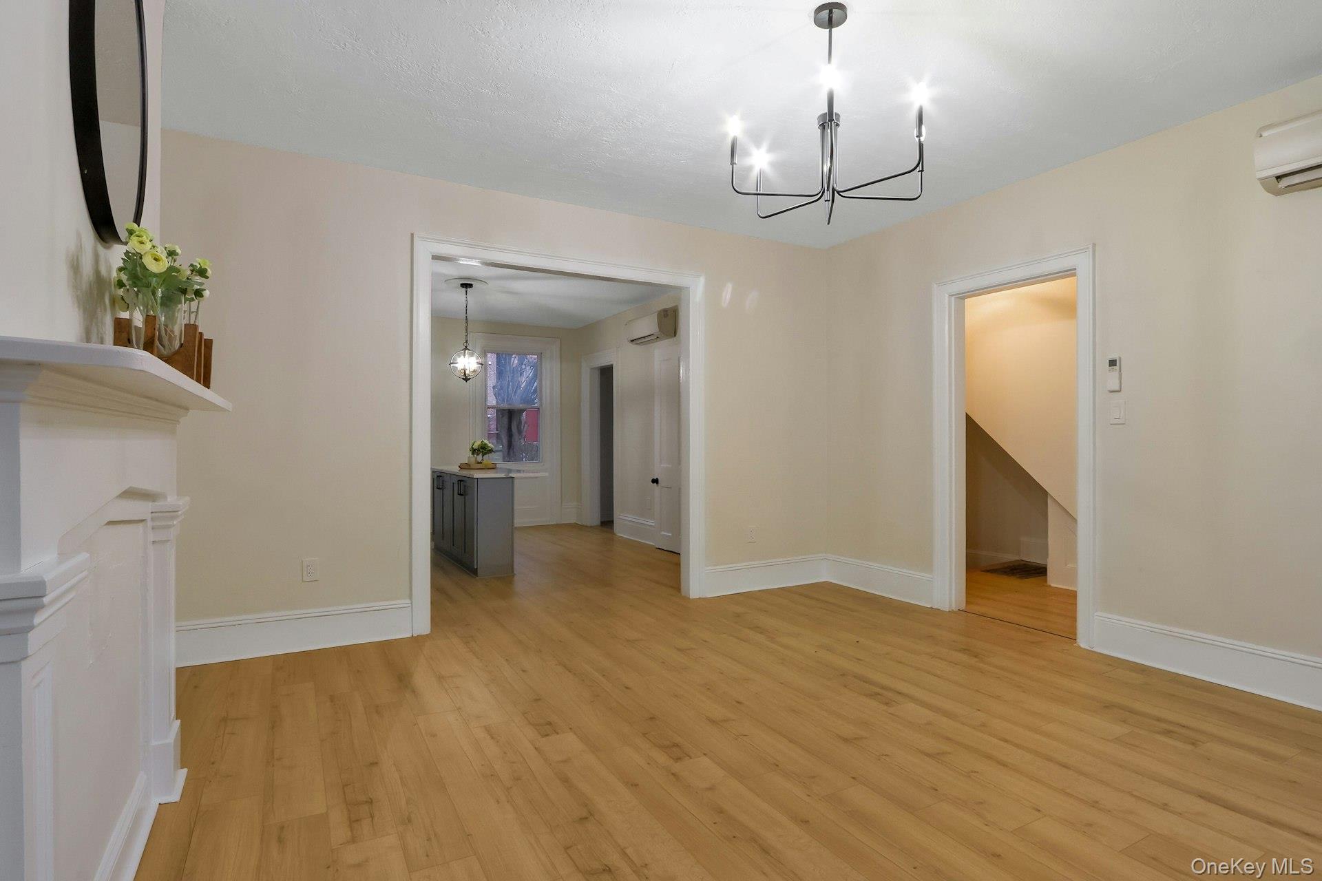 #10 photo, 171 Chambers Street, Newburgh , NY 12550