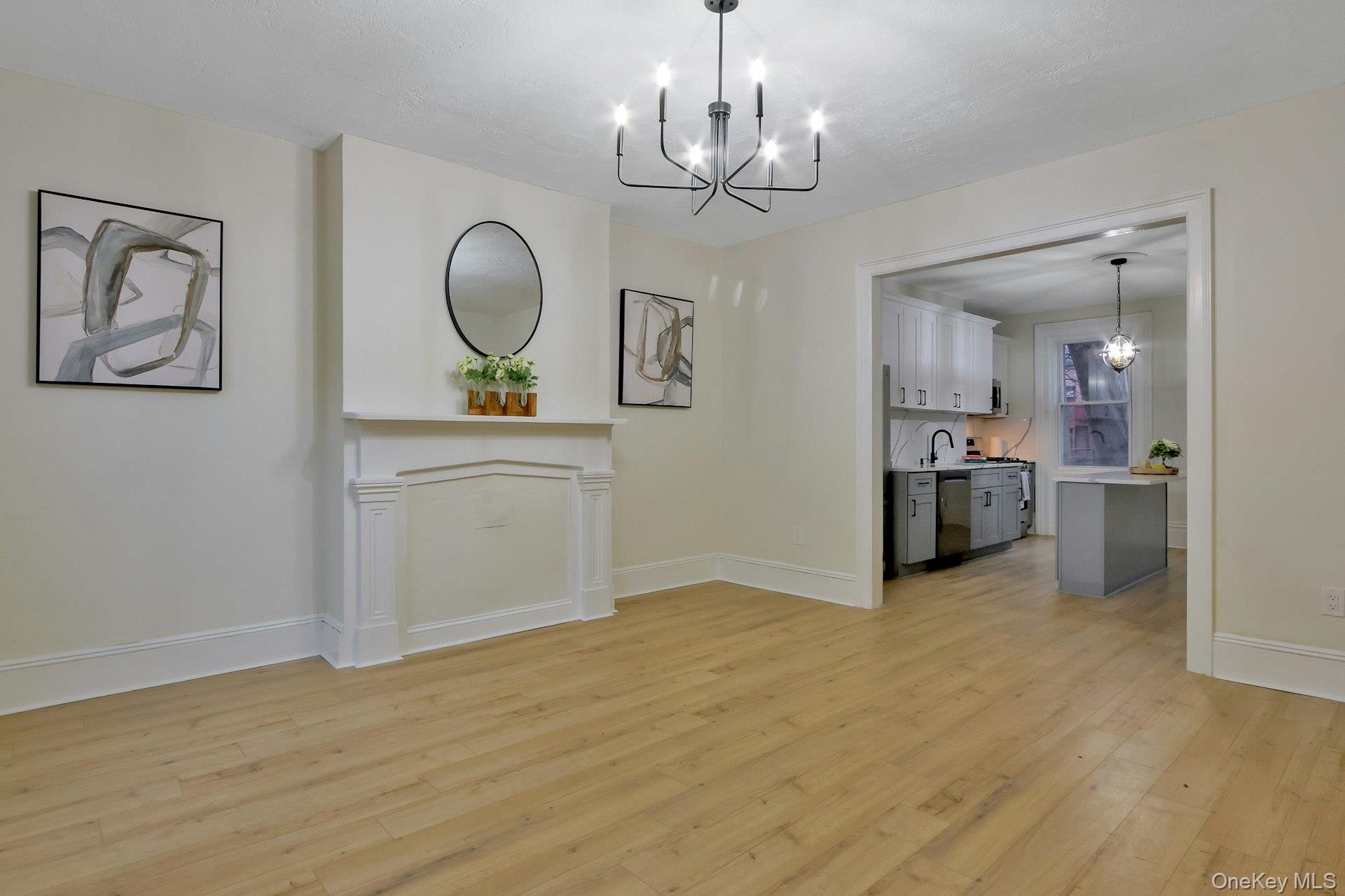 #11 photo, 171 Chambers Street, Newburgh , NY 12550