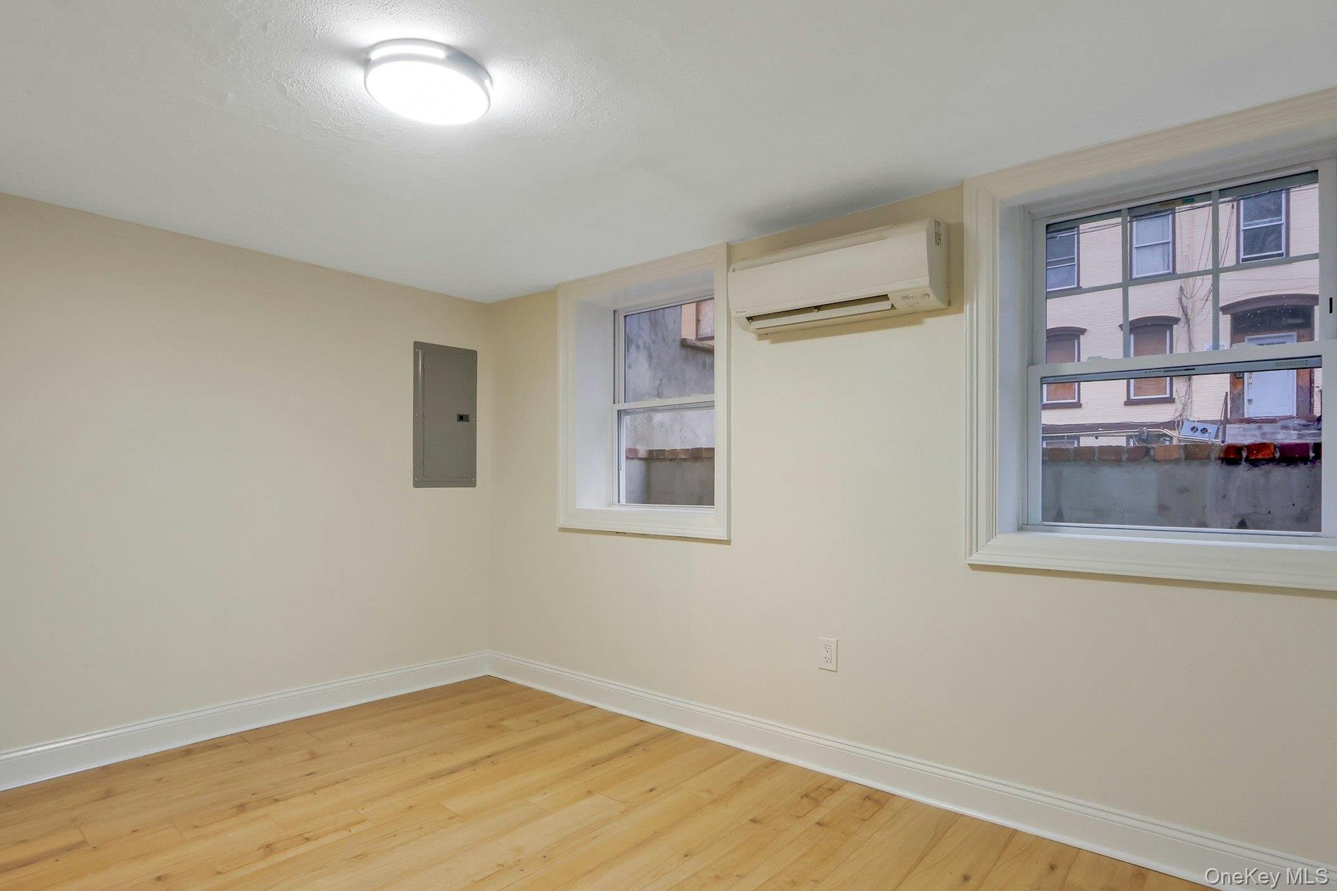 #15 photo, 171 Chambers Street, Newburgh , NY 12550