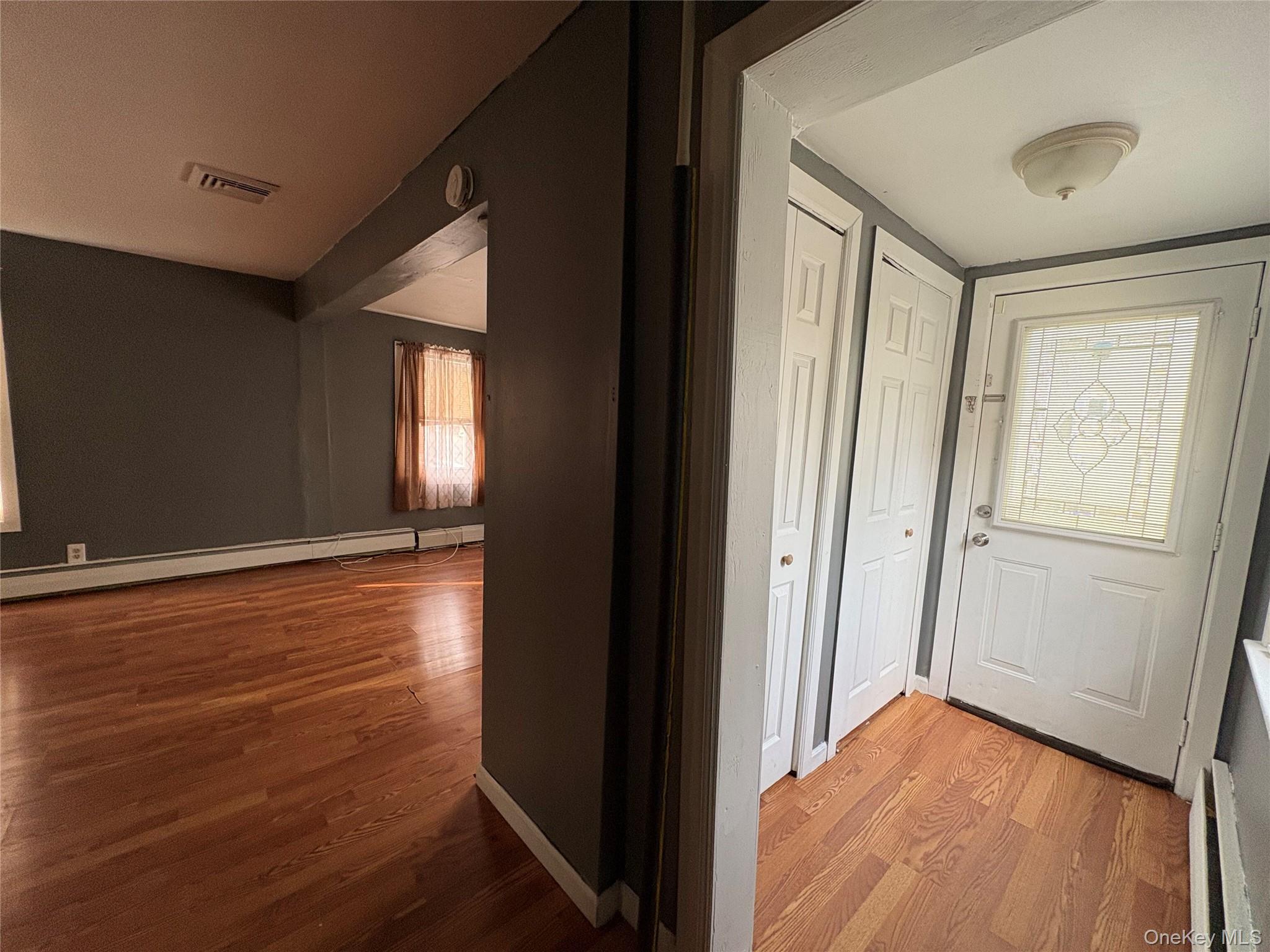 #3 photo, 10 Glenwood Avenue, Poughkeepsie , NY 12603