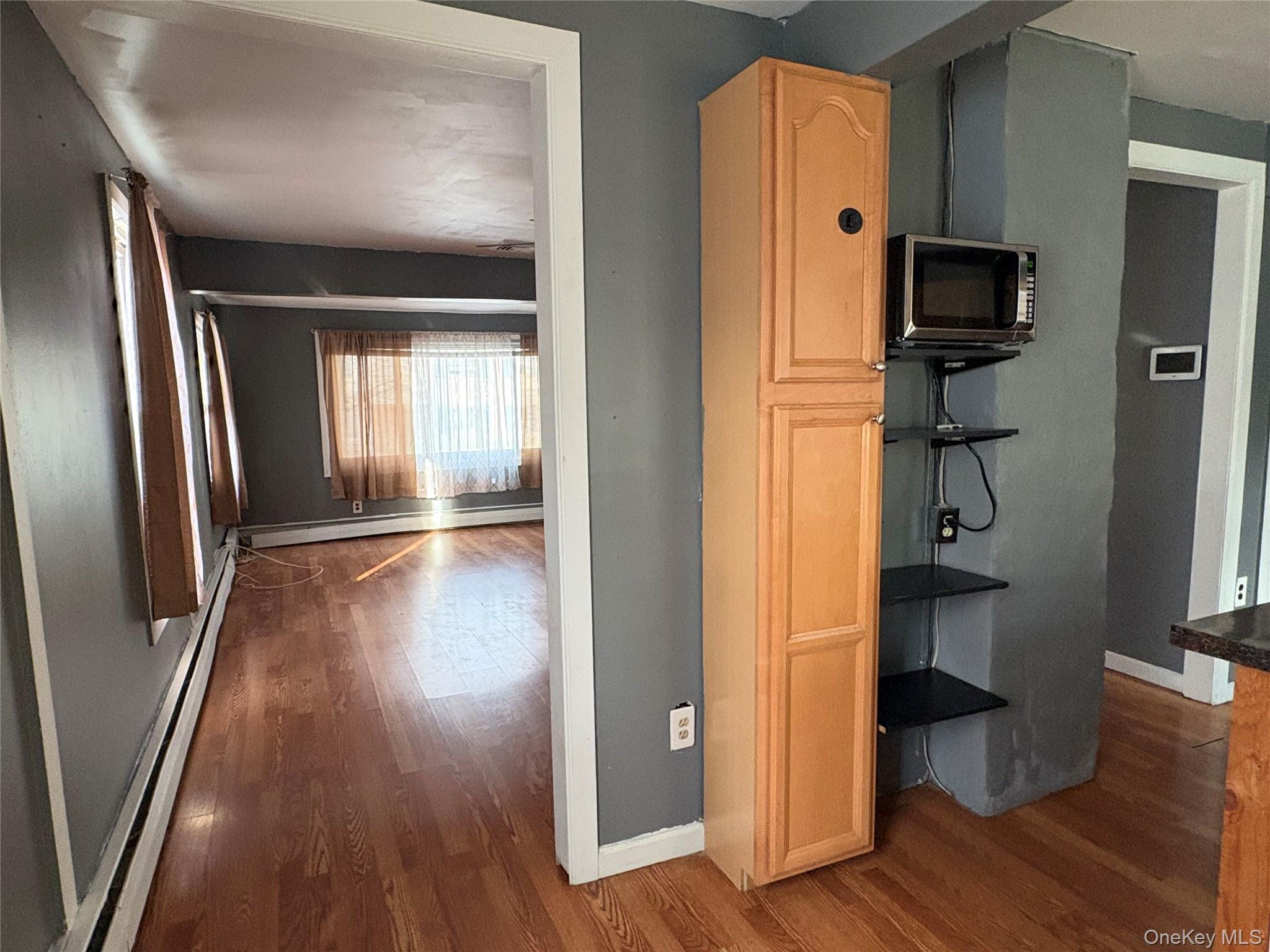 #4 photo, 10 Glenwood Avenue, Poughkeepsie , NY 12603