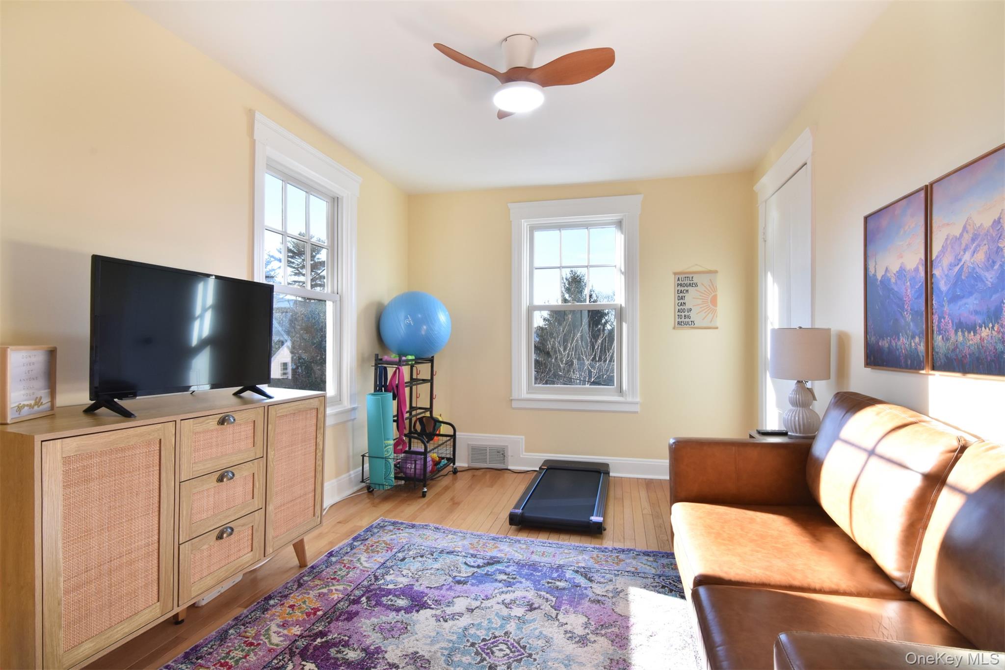 #16 photo, 8 Washington Place, Tarrytown , NY 10591