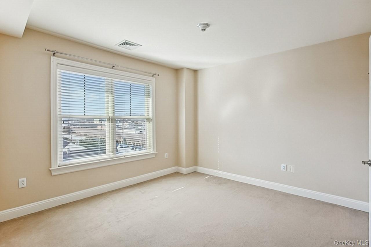 #10 photo, 225 Stanley Avenue, Mamaroneck , NY 10543