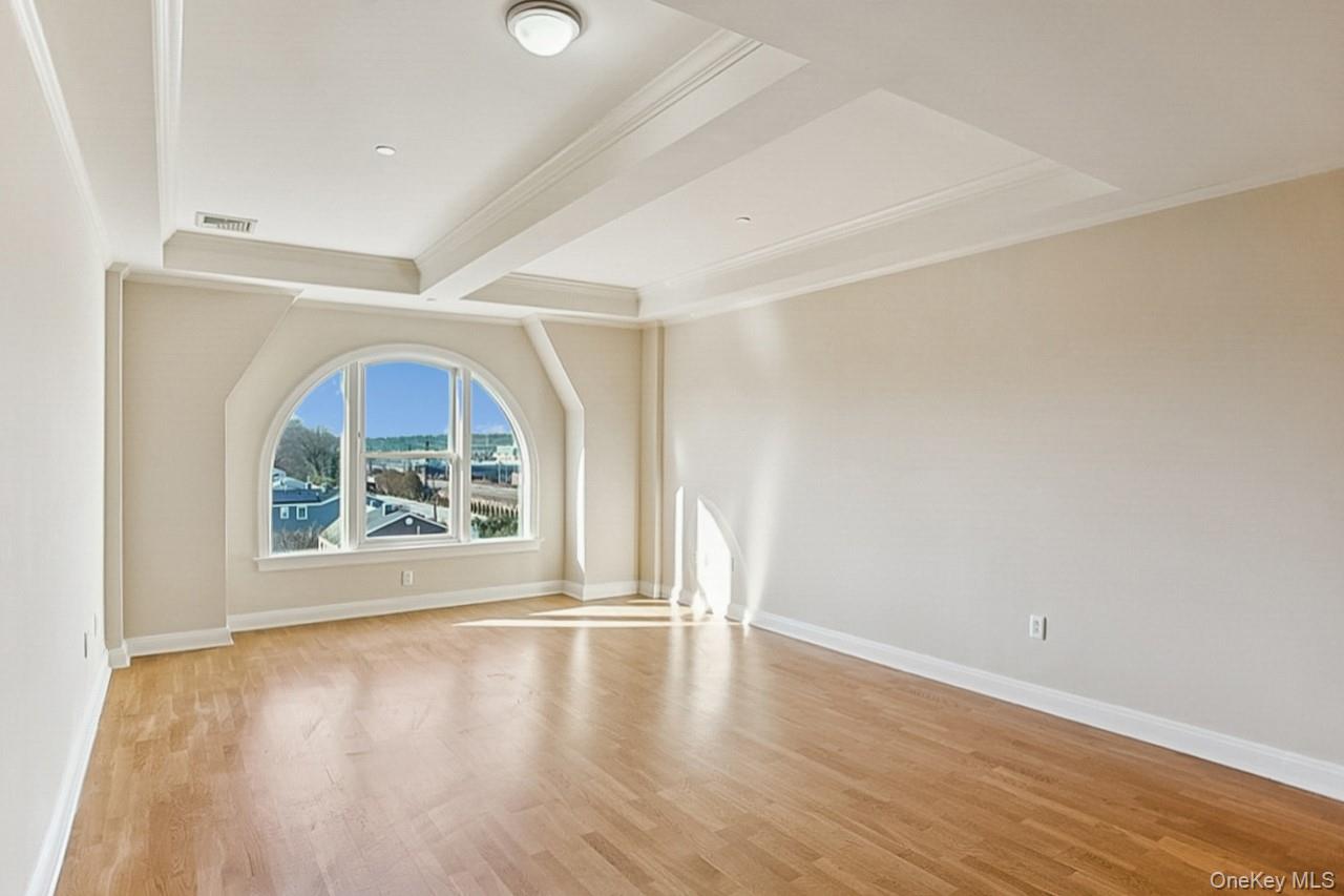 #2 photo, 225 Stanley Avenue, Mamaroneck , NY 10543