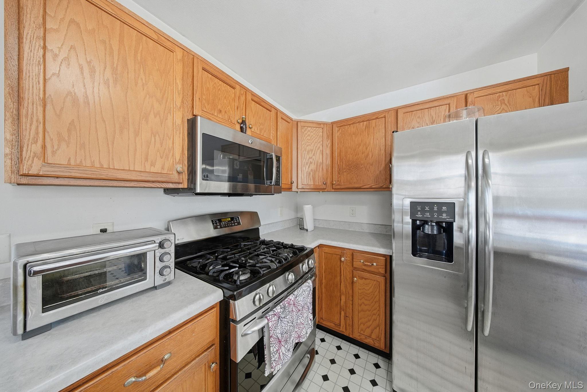 #10 photo, 25 Alexander Drive, Washingtonville , NY 10992