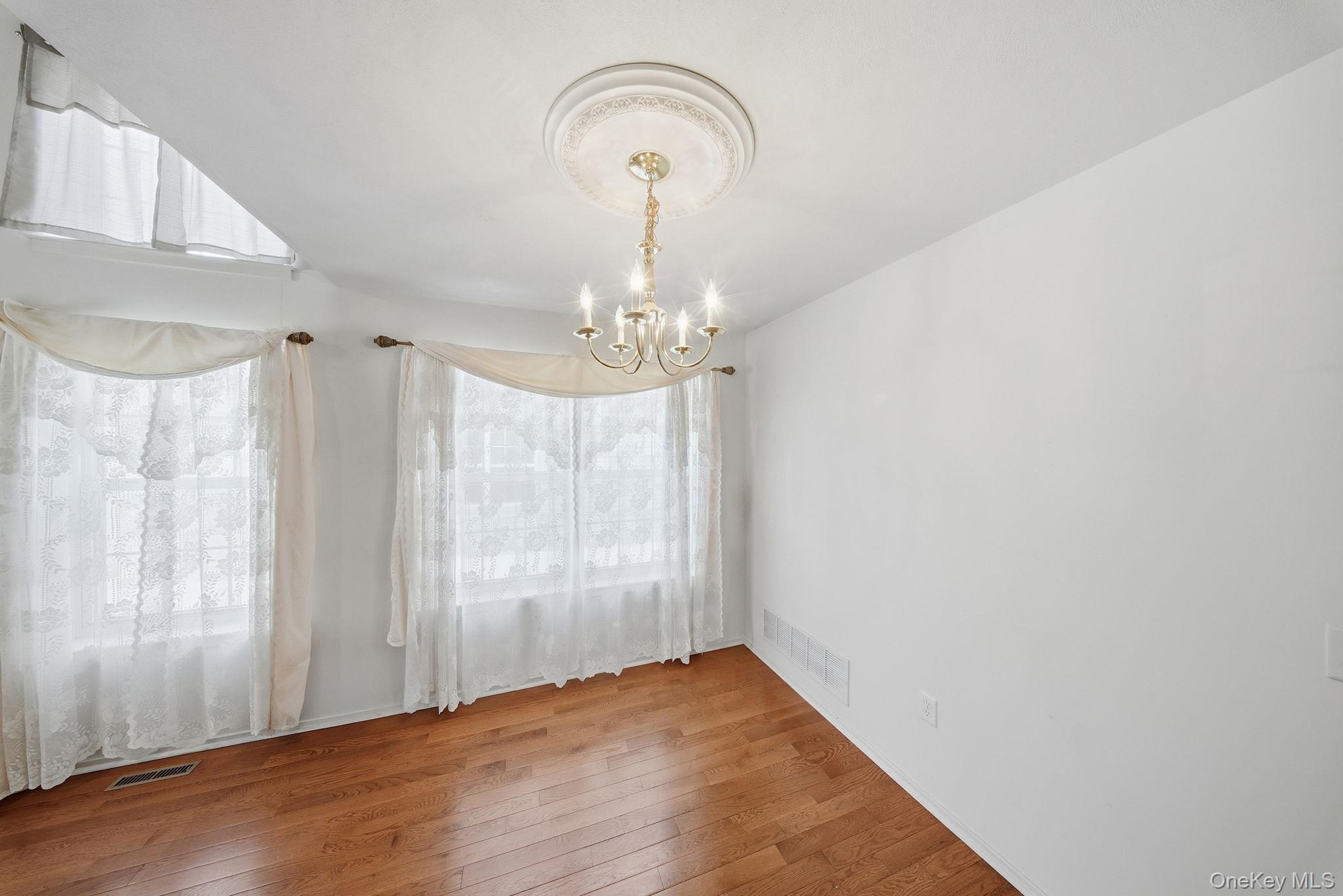 #8 photo, 25 Alexander Drive, Washingtonville , NY 10992