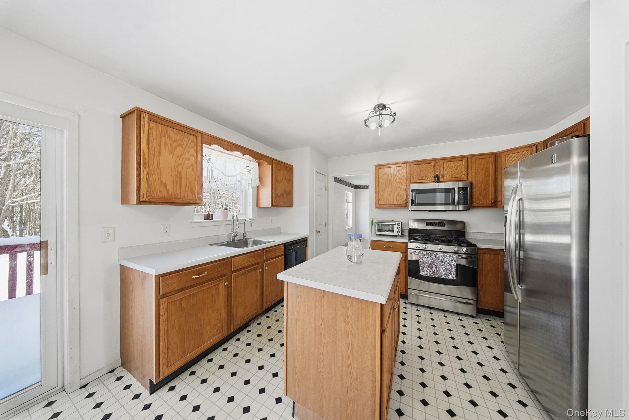 #9 photo, 25 Alexander Drive, Washingtonville , NY 10992