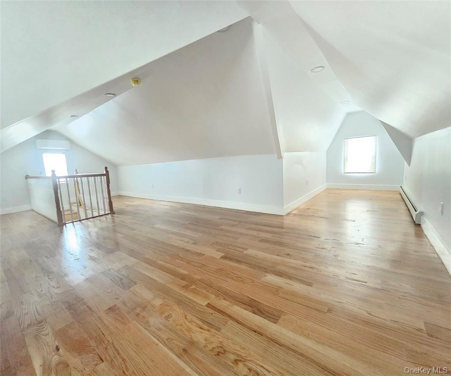 #11 photo, Rockaway Beach, كوينز Rockaway Beach , NY 11693