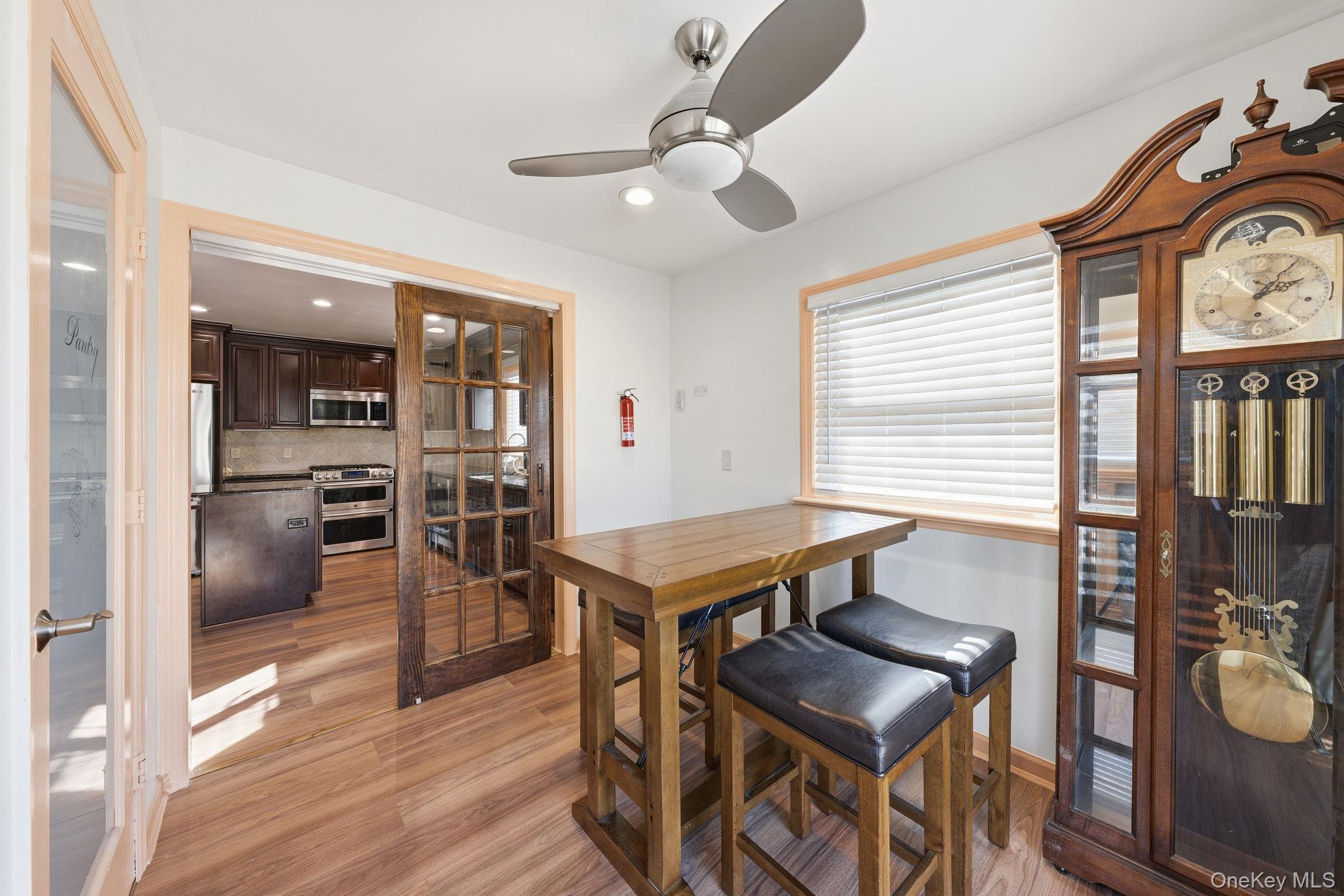 #2 photo, 295 union avenue Avenue, ناسو Lynbrook , NY 11563