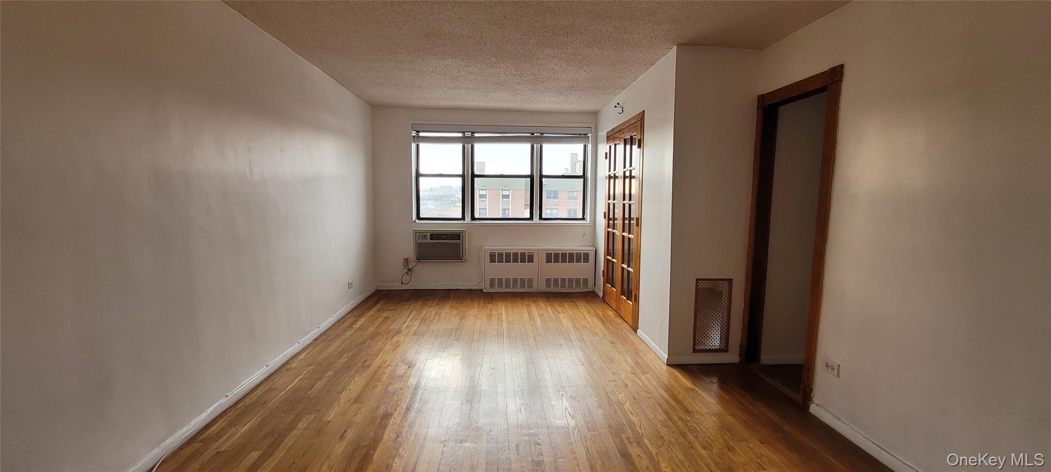 #2 photo, 84-20 153rd Avenue, Howard Beach , NY 11414