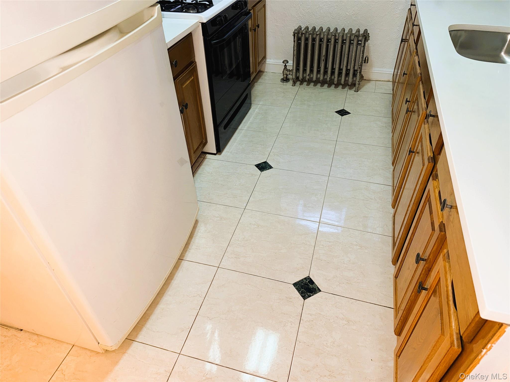 #18 photo, 48-43 44th Street, Woodside , NY 11377