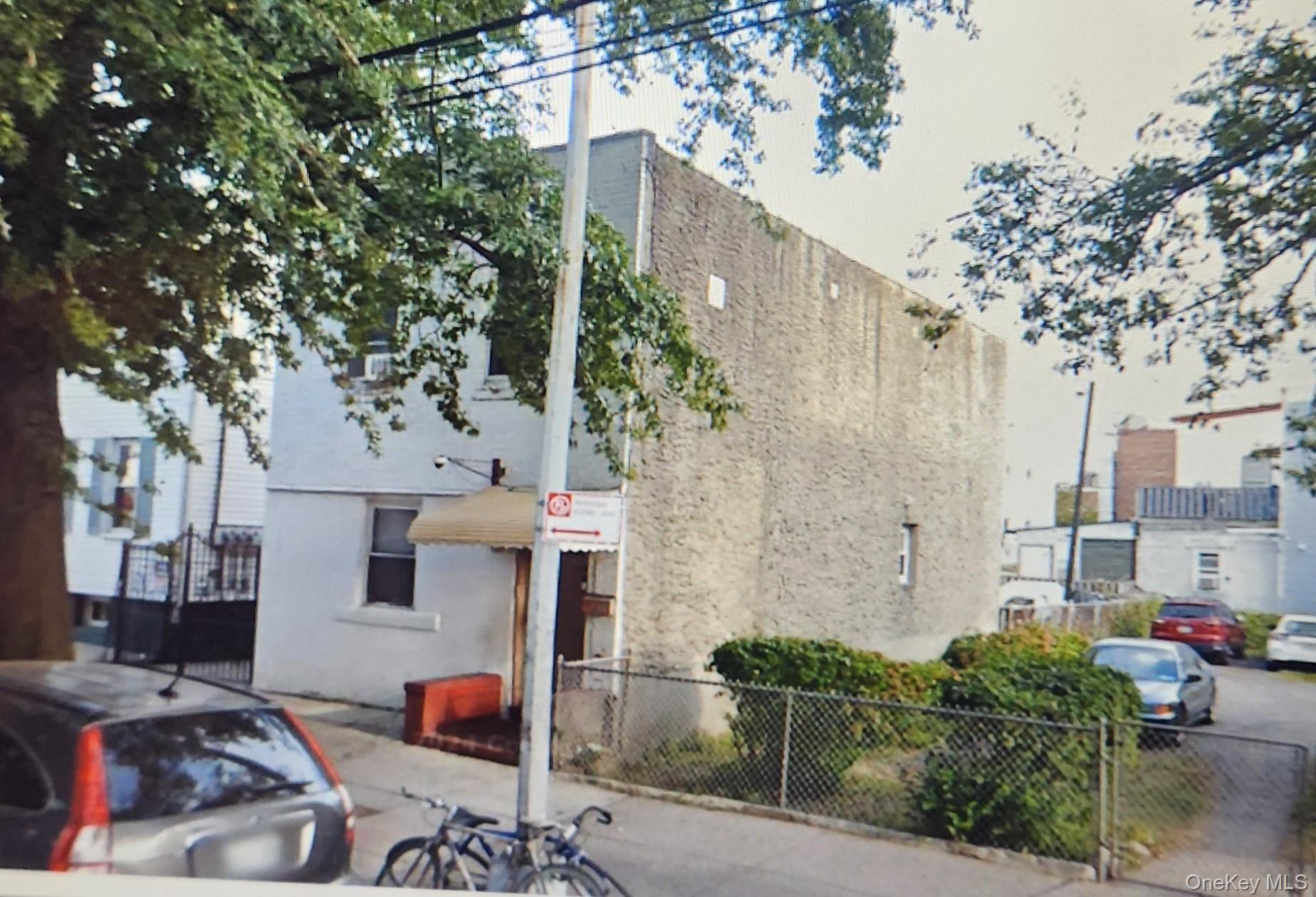 #1 photo, 10307 Corona Avenue, कोरोना Corona , NY 11368