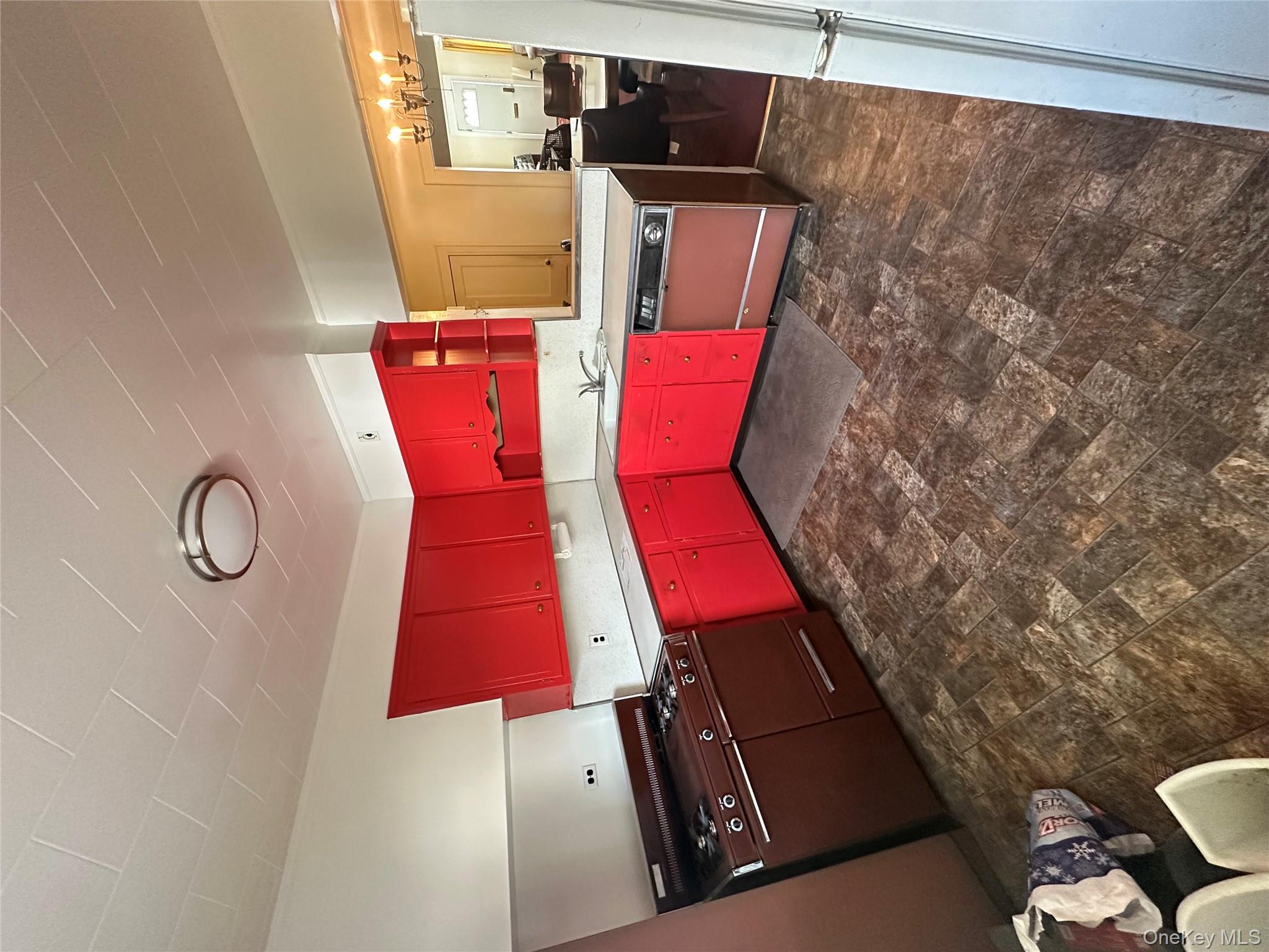 #3 photo, 9139 71st Avenue, Forest Hills , NY 11375