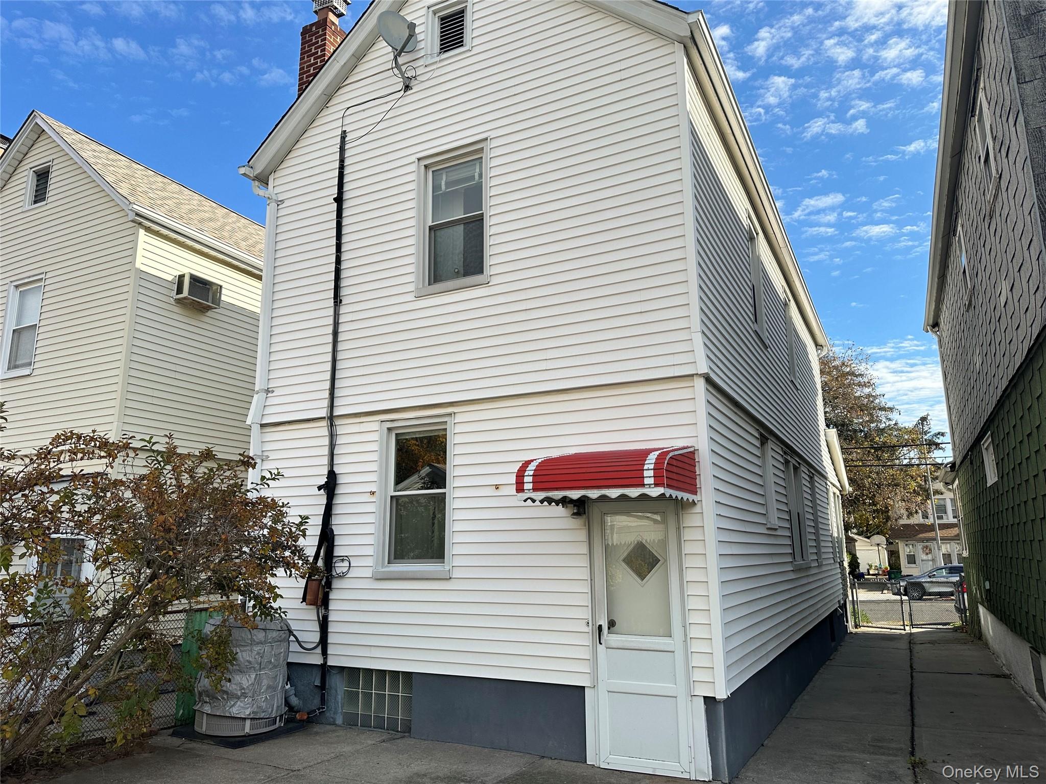 #9 photo, 9139 71st Avenue, Forest Hills , NY 11375