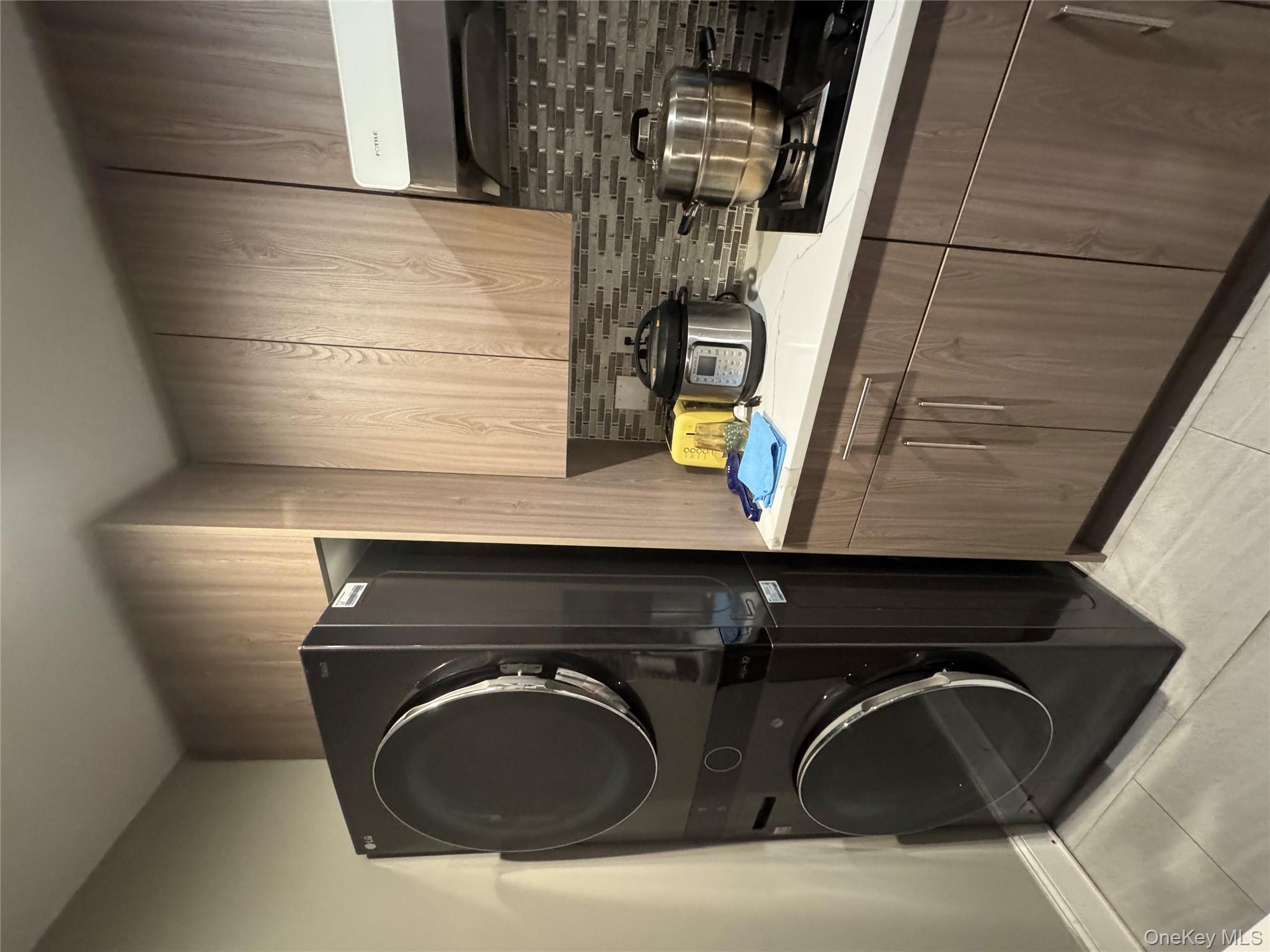 #12 photo, 160-24 17th Ave, Whitestone , NY 11357