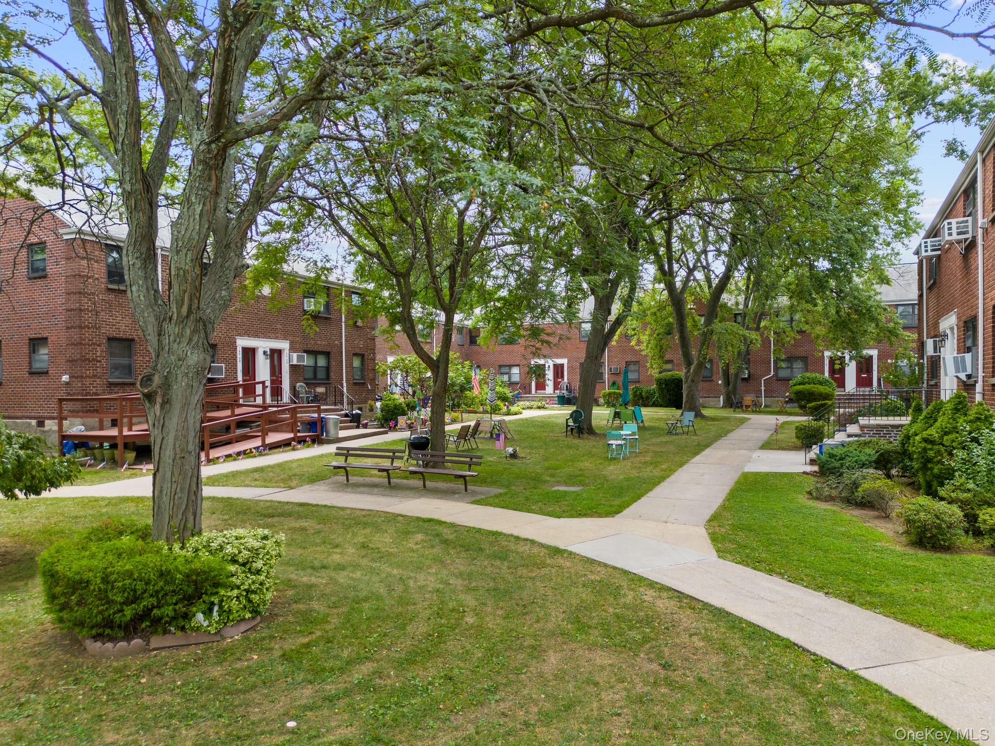 #2 photo, 160-24 17th Ave, Whitestone , NY 11357