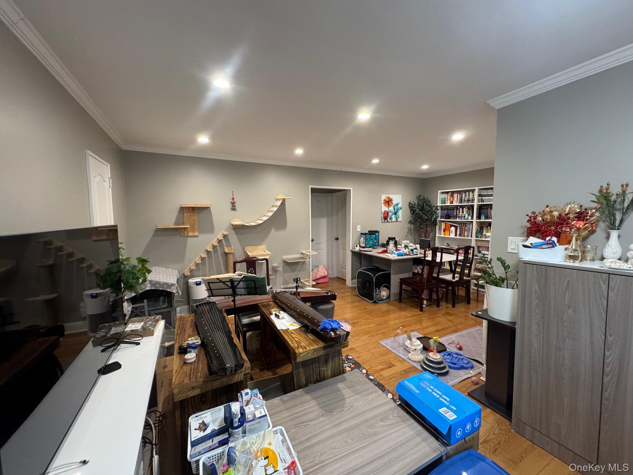 #3 photo, 160-24 17th Ave, Whitestone , NY 11357