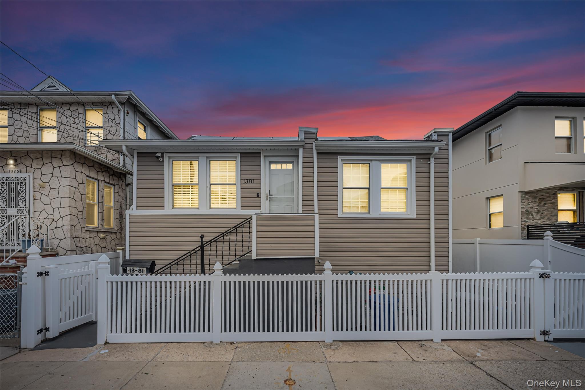 #1 photo, 1381 Chandler Street, كوينز Far Rockaway , NY 11691