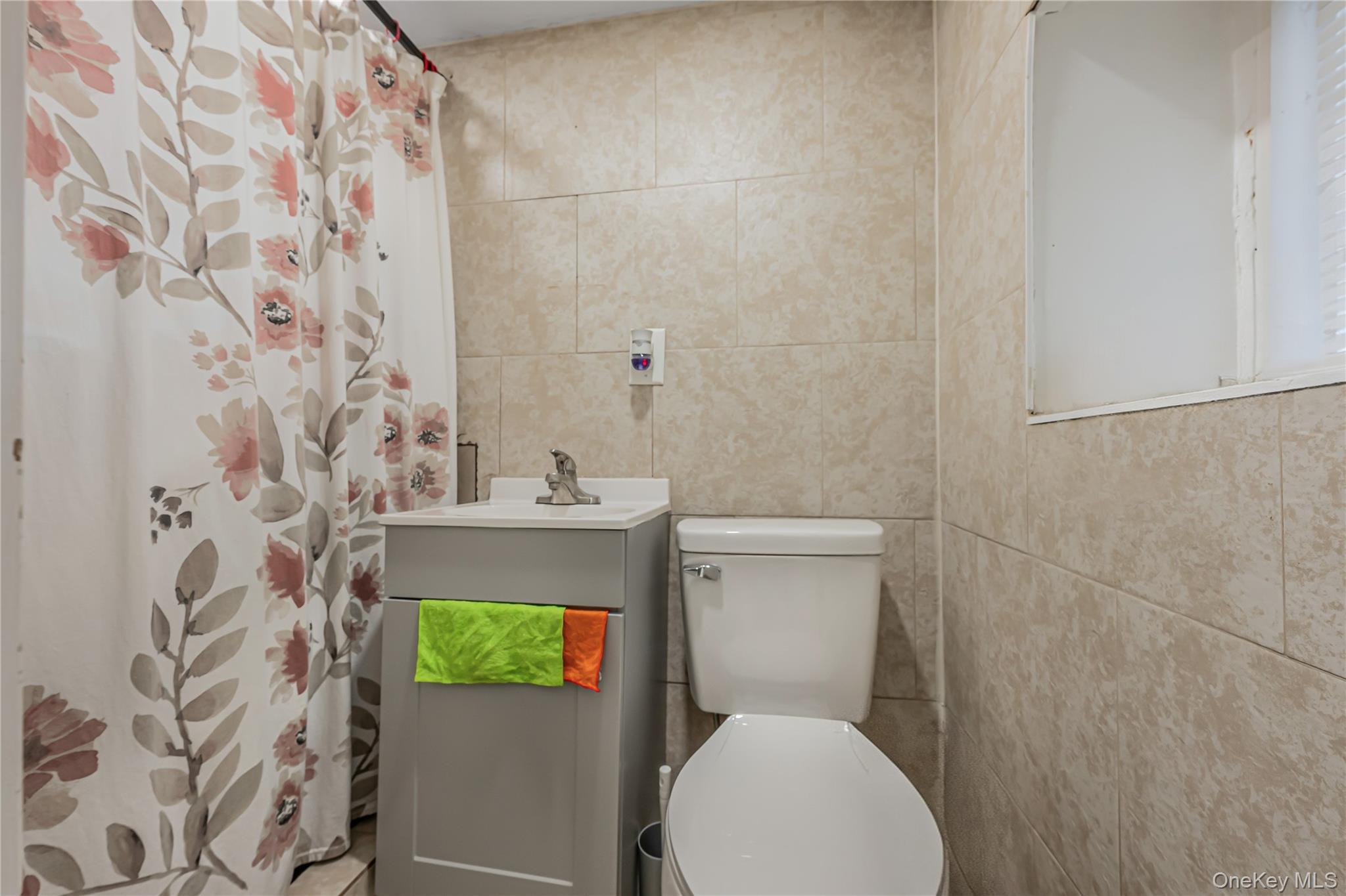 #19 photo, 1381 Chandler Street, كوينز Far Rockaway , NY 11691