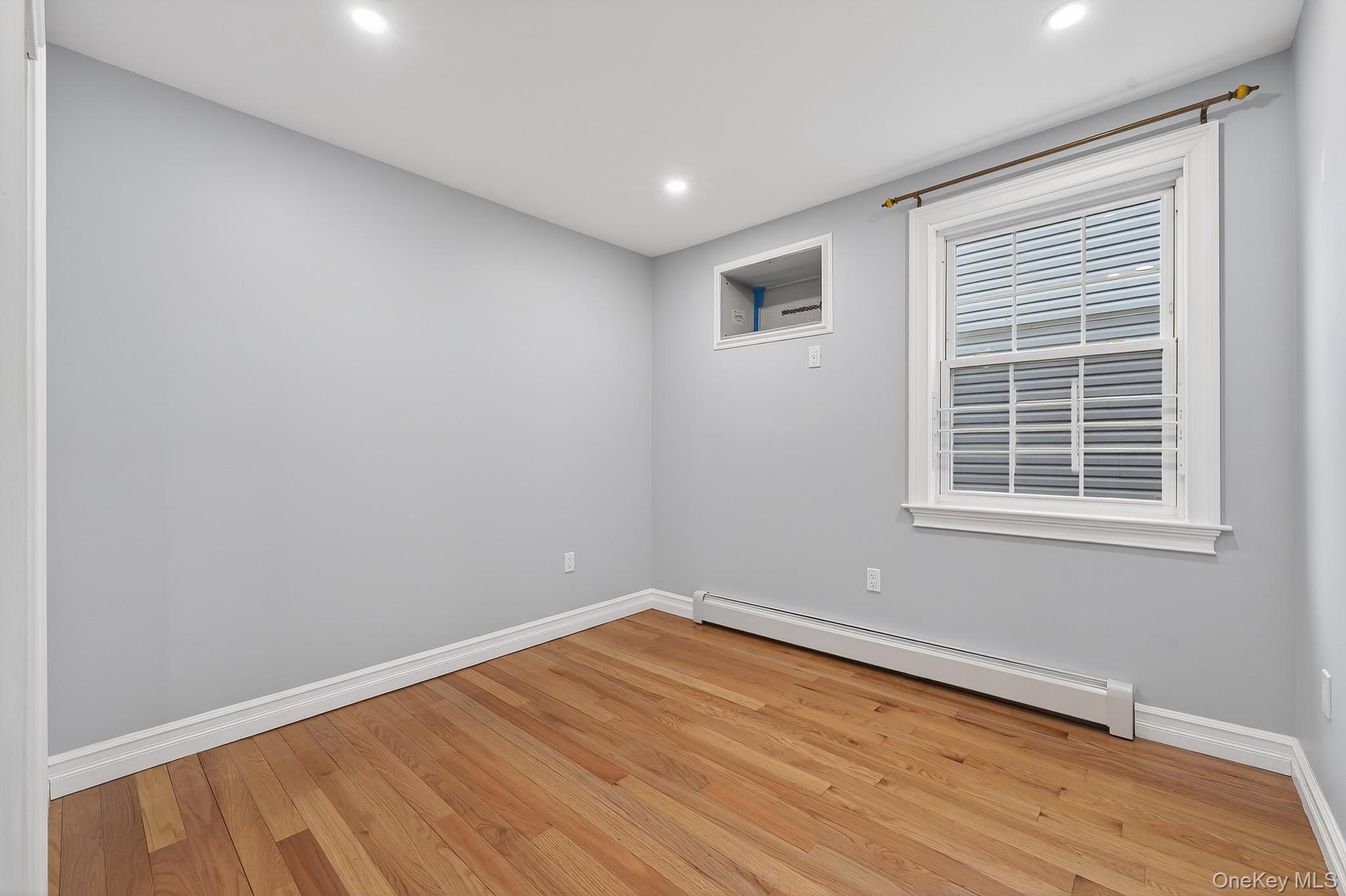 #8 photo, 13113 134th Street, 뉴욕퀸즈 South Ozone Park , NY 11420