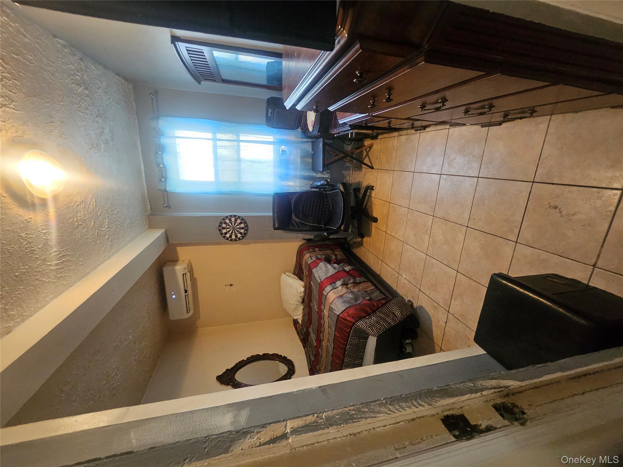 #10 photo, 3305 Bronxwood Avenue, Bronx , NY 10469