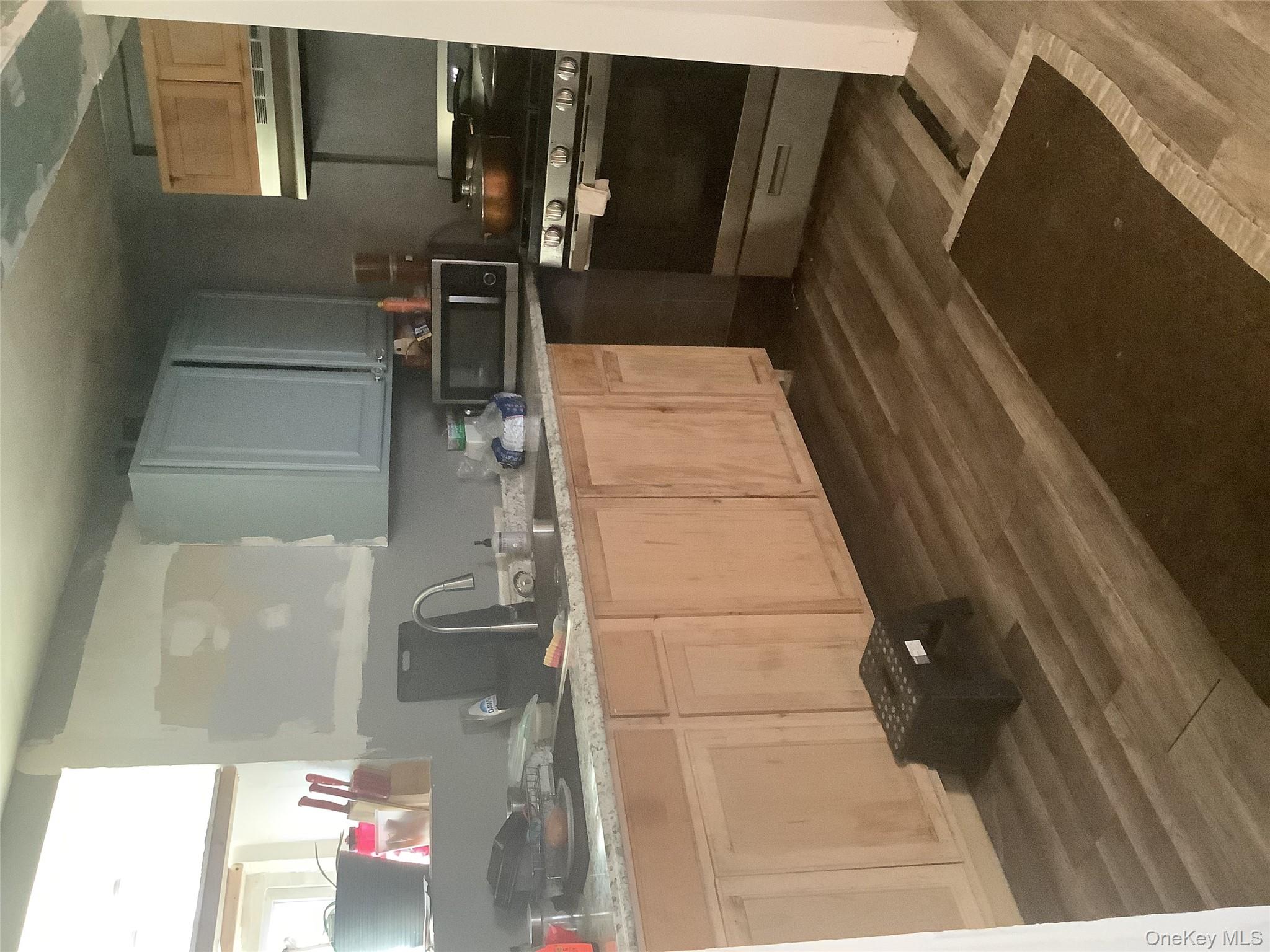 #6 photo, 3305 Bronxwood Avenue, Bronx , NY 10469