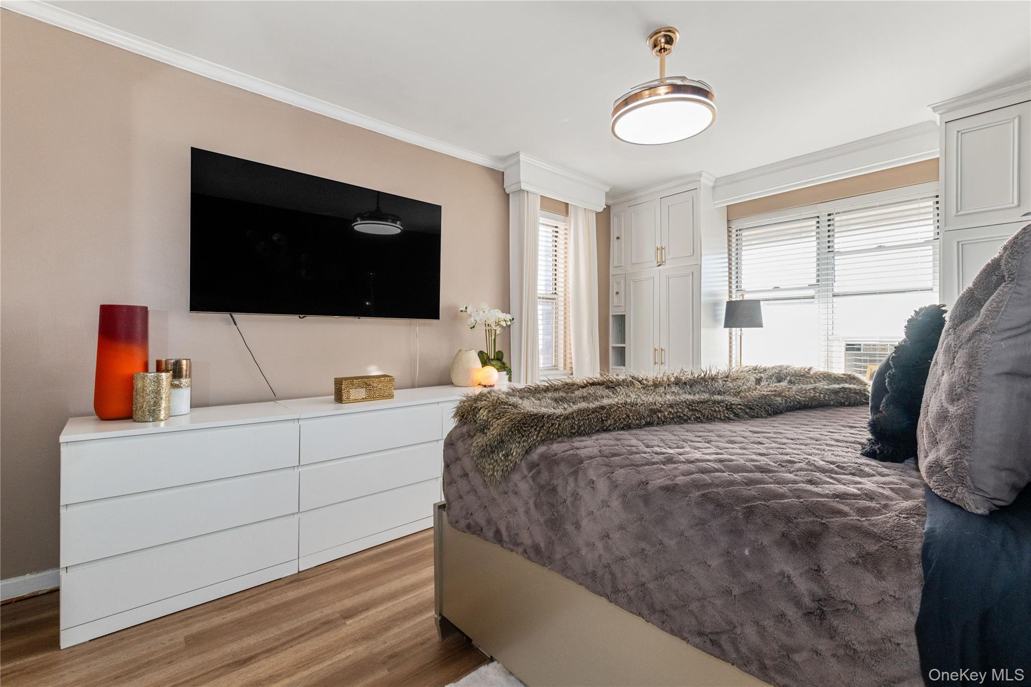 #15 photo, 83-33 Austin Street, كوينز Kew Gardens , NY 11415