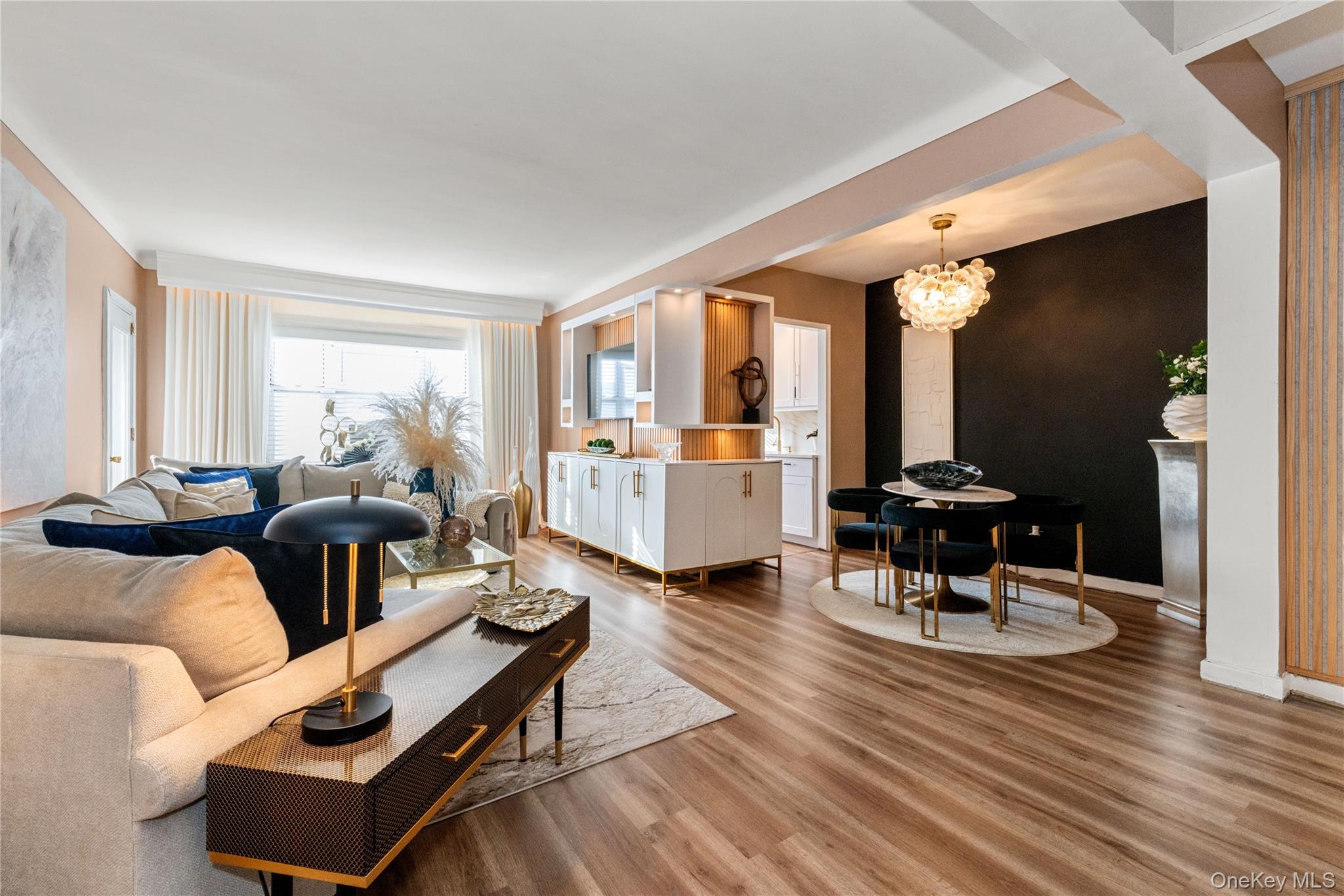 #4 photo, 83-33 Austin Street, كوينز Kew Gardens , NY 11415