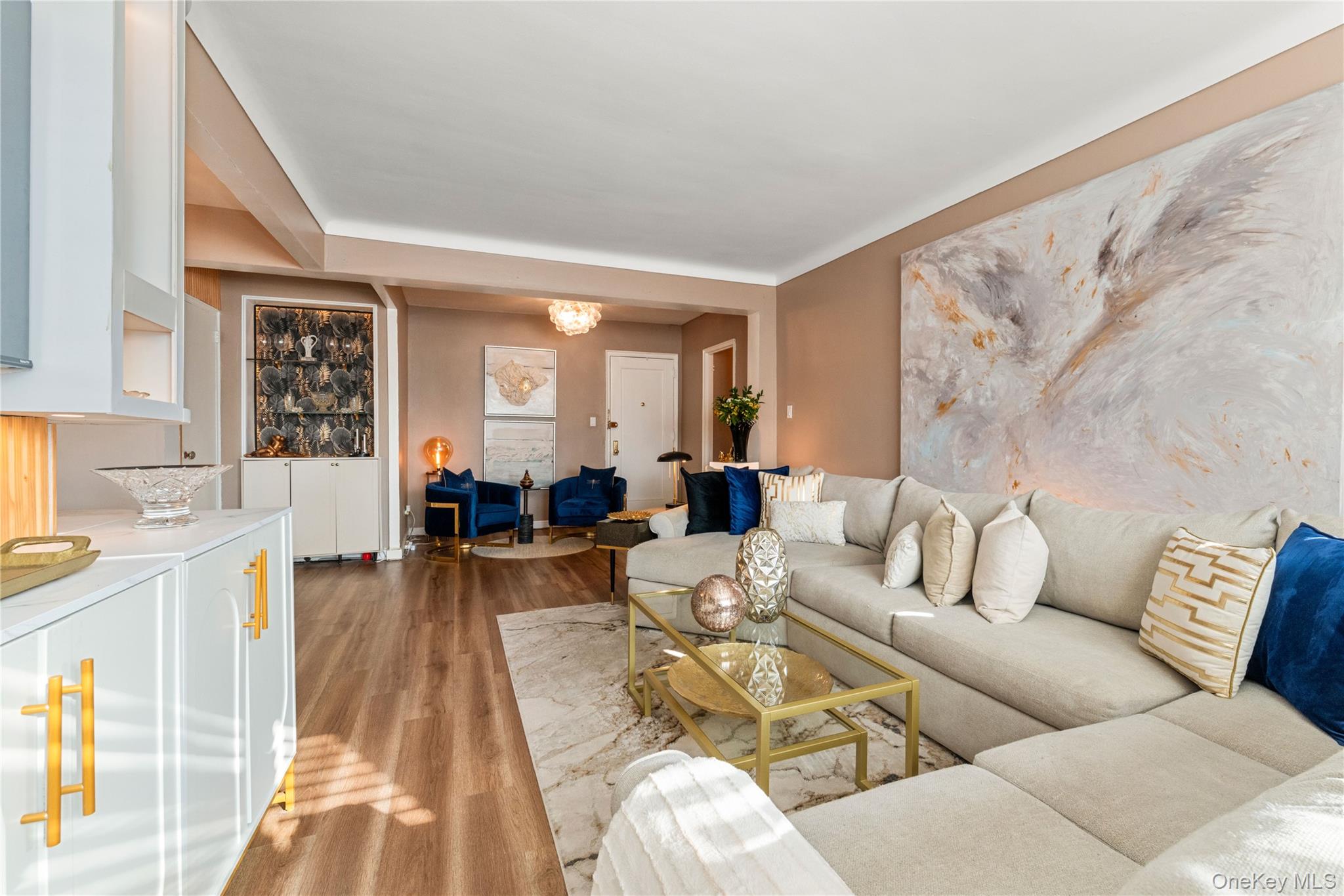 #8 photo, 83-33 Austin Street, كوينز Kew Gardens , NY 11415