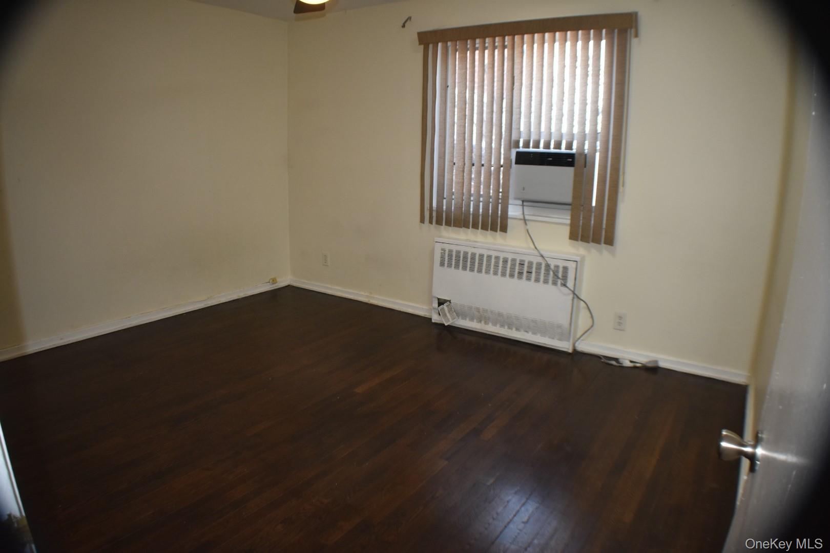 #13 photo, 225-28 88 Avenue, Queens Village , NY 11427