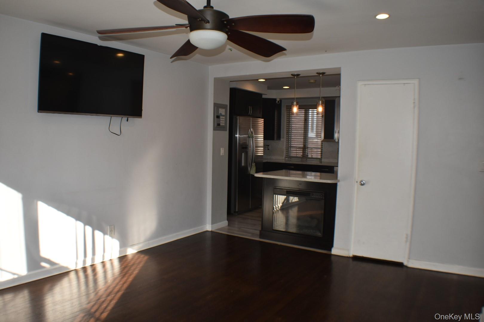 #18 photo, 225-28 88 Avenue, Queens Village , NY 11427