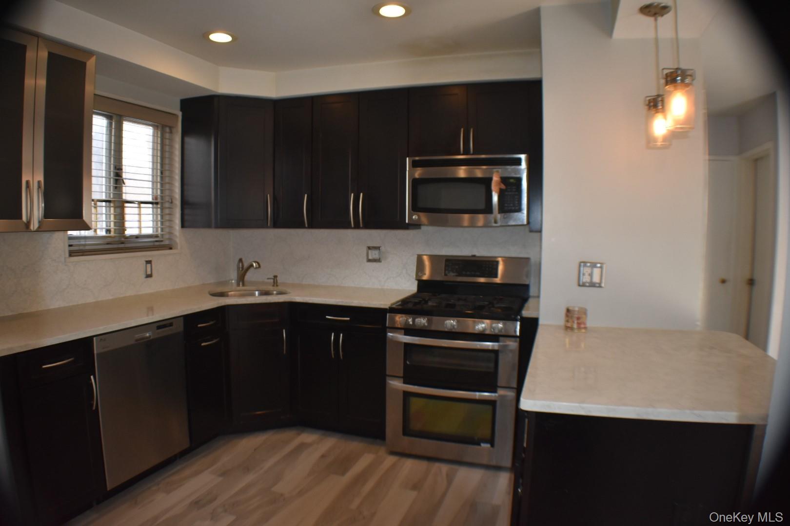 #8 photo, 225-28 88 Avenue, Queens Village , NY 11427