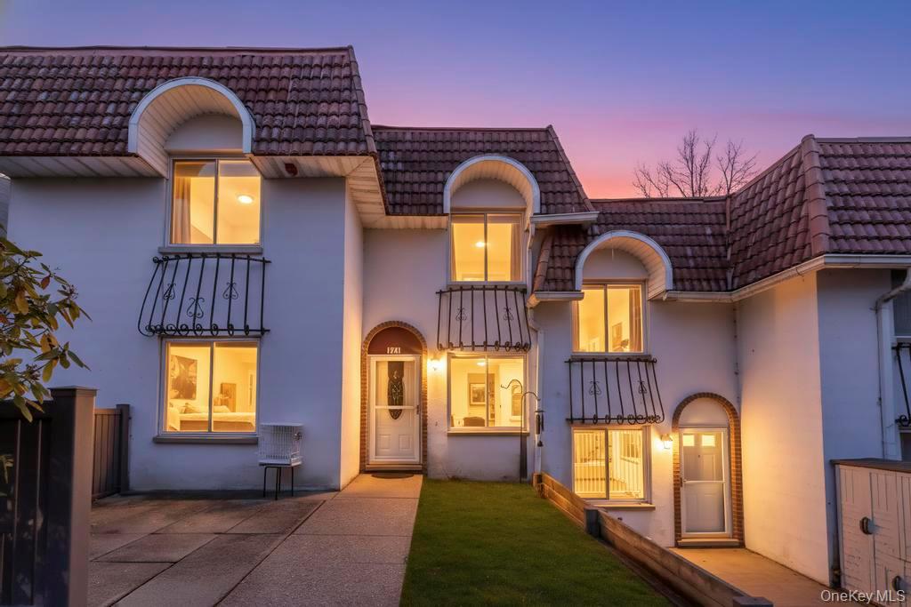 #1 photo, 172 Skyline Drive, 东长岛 科勒姆 Coram , NY 11727