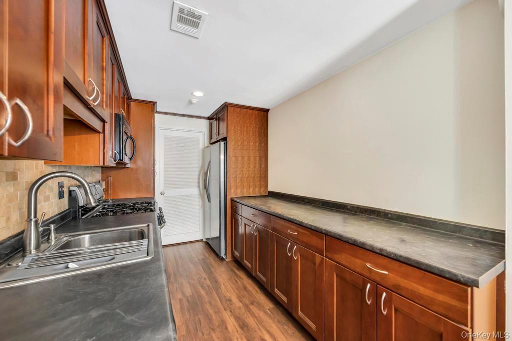 #15 photo, 172 Skyline Drive, 东长岛 科勒姆 Coram , NY 11727