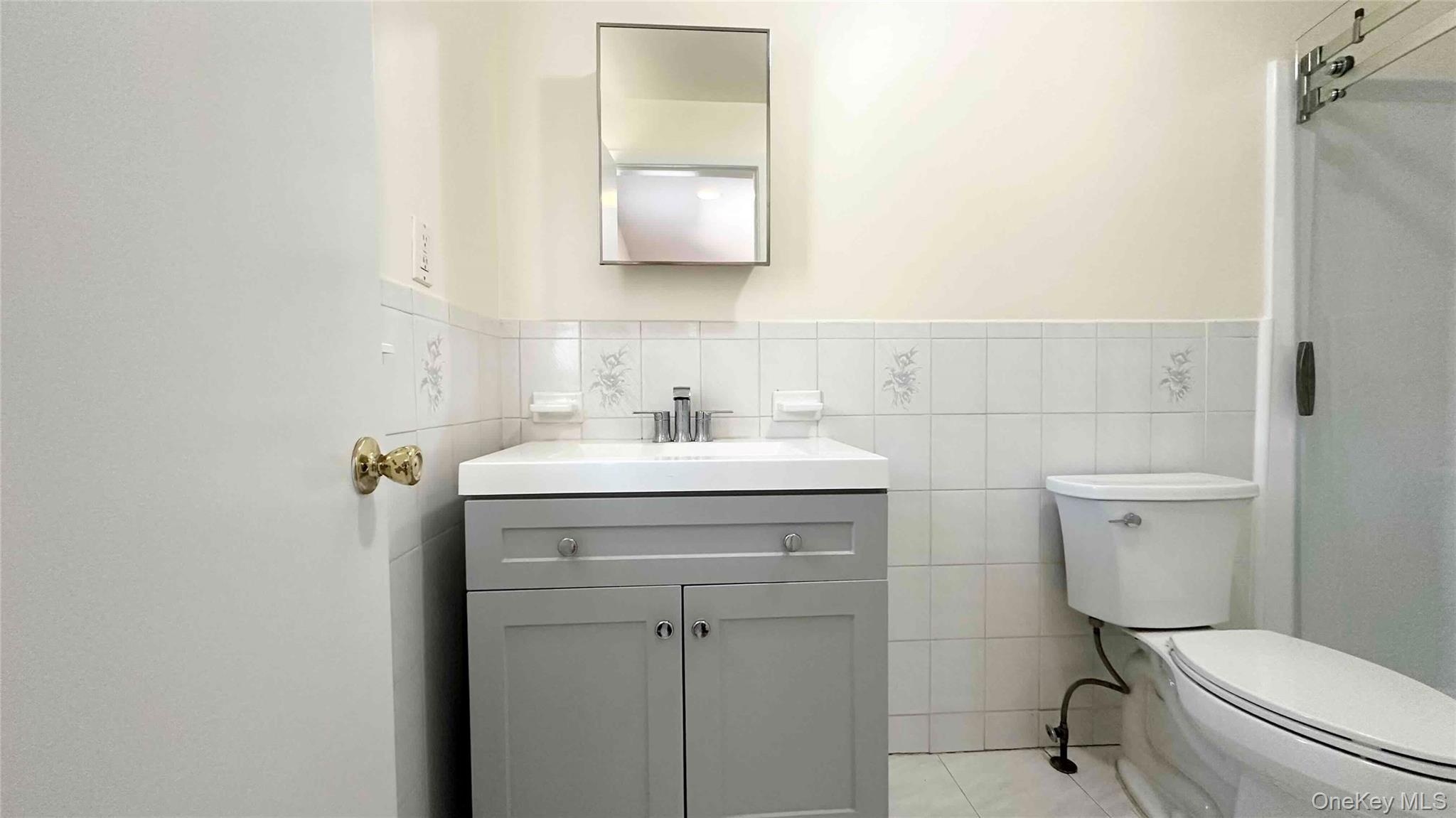 #5 photo, 64 Pine Hollow Road, नासाउ काउंटी Oyster Bay , NY 11771