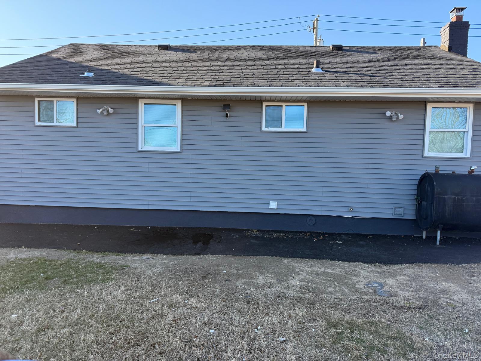 #8 photo, 447 Albany Avenue, سوفولك Amityville , NY 11701