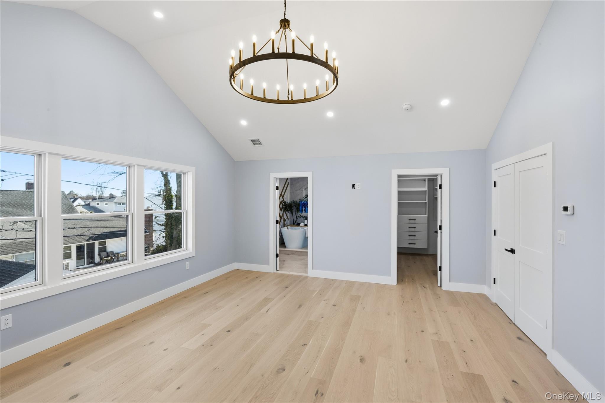 #14 photo, 14 Fawn Lane, מחוז נסאו Westbury , NY 11590