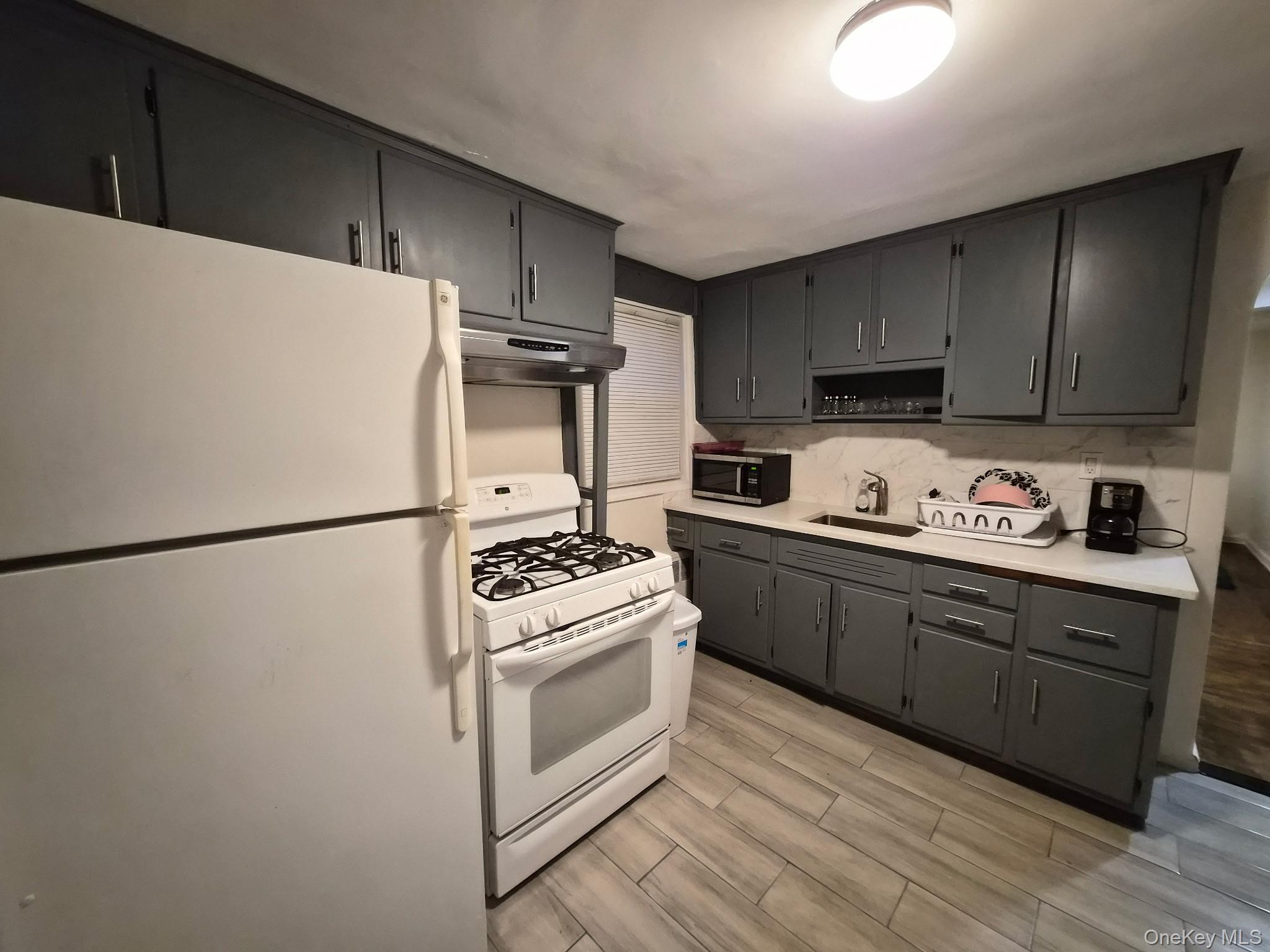 #9 photo, 182 Covert Avenue, Нассау ‖ Floral Park , NY 11001