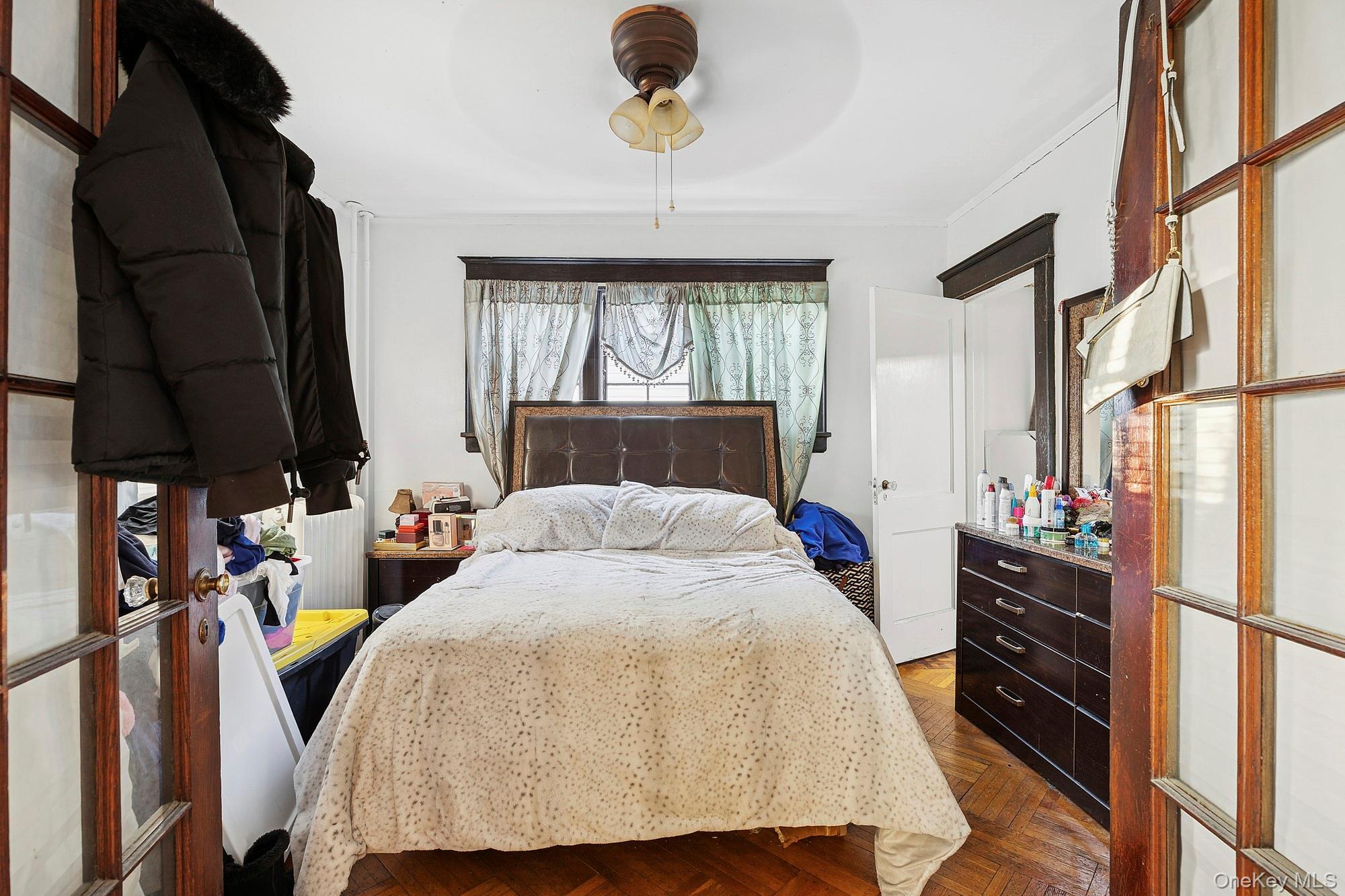 #8 photo, 331 Tulip Avenue, Floral Park , NY 11001