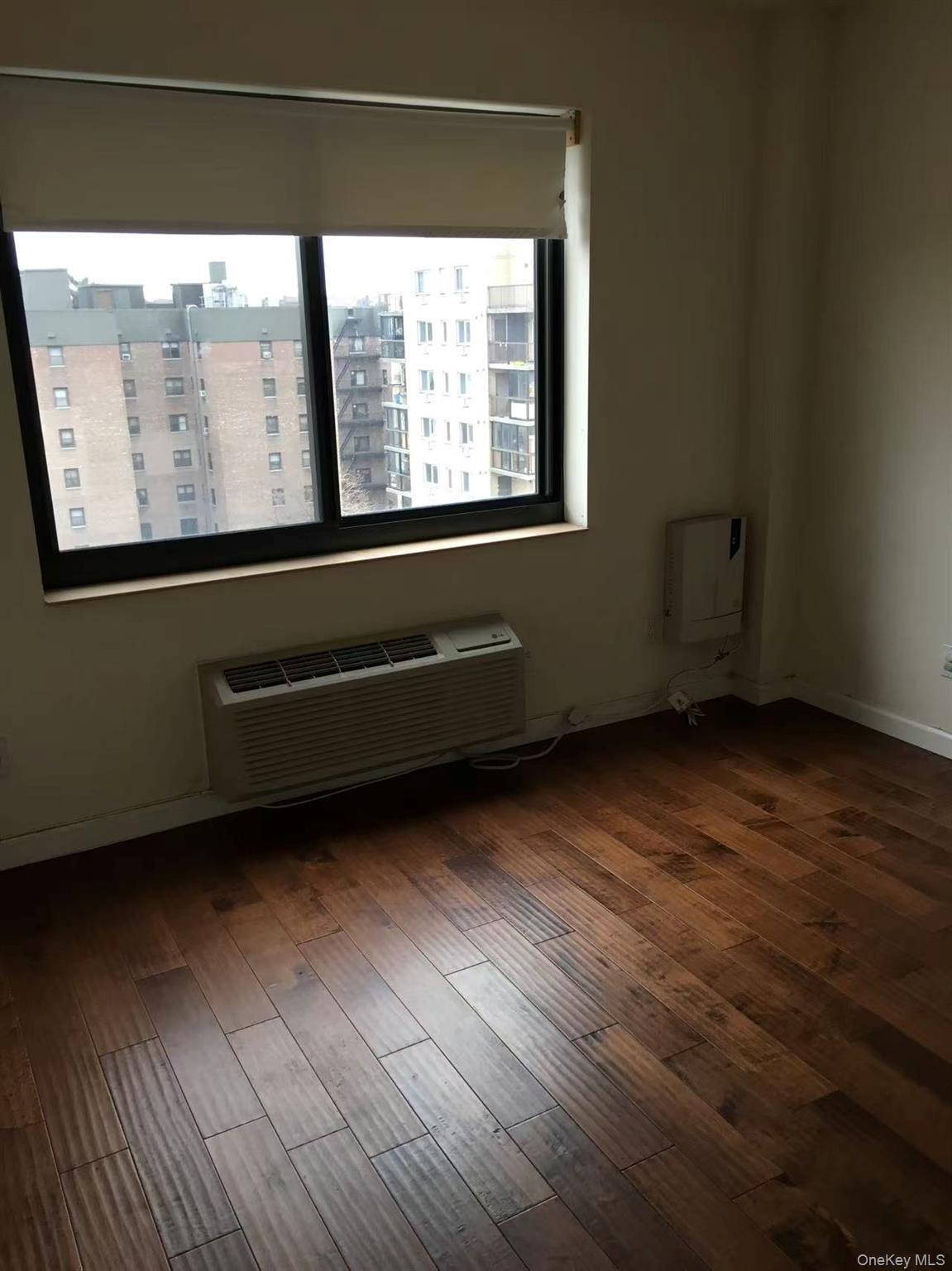 #11 photo, 3138 137th Street, 플러싱 Flushing , NY 11354