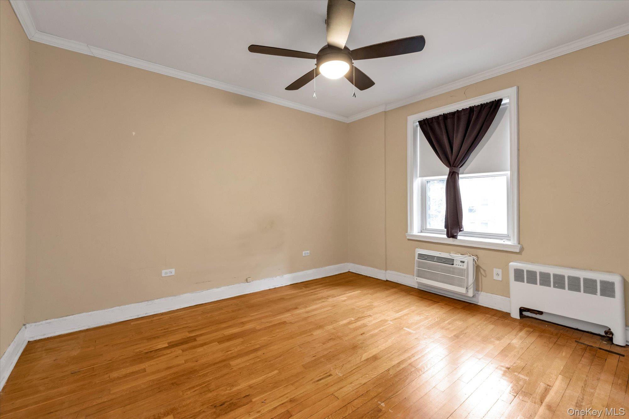 #12 photo, 48-35 43 Street, Woodside , NY 11377